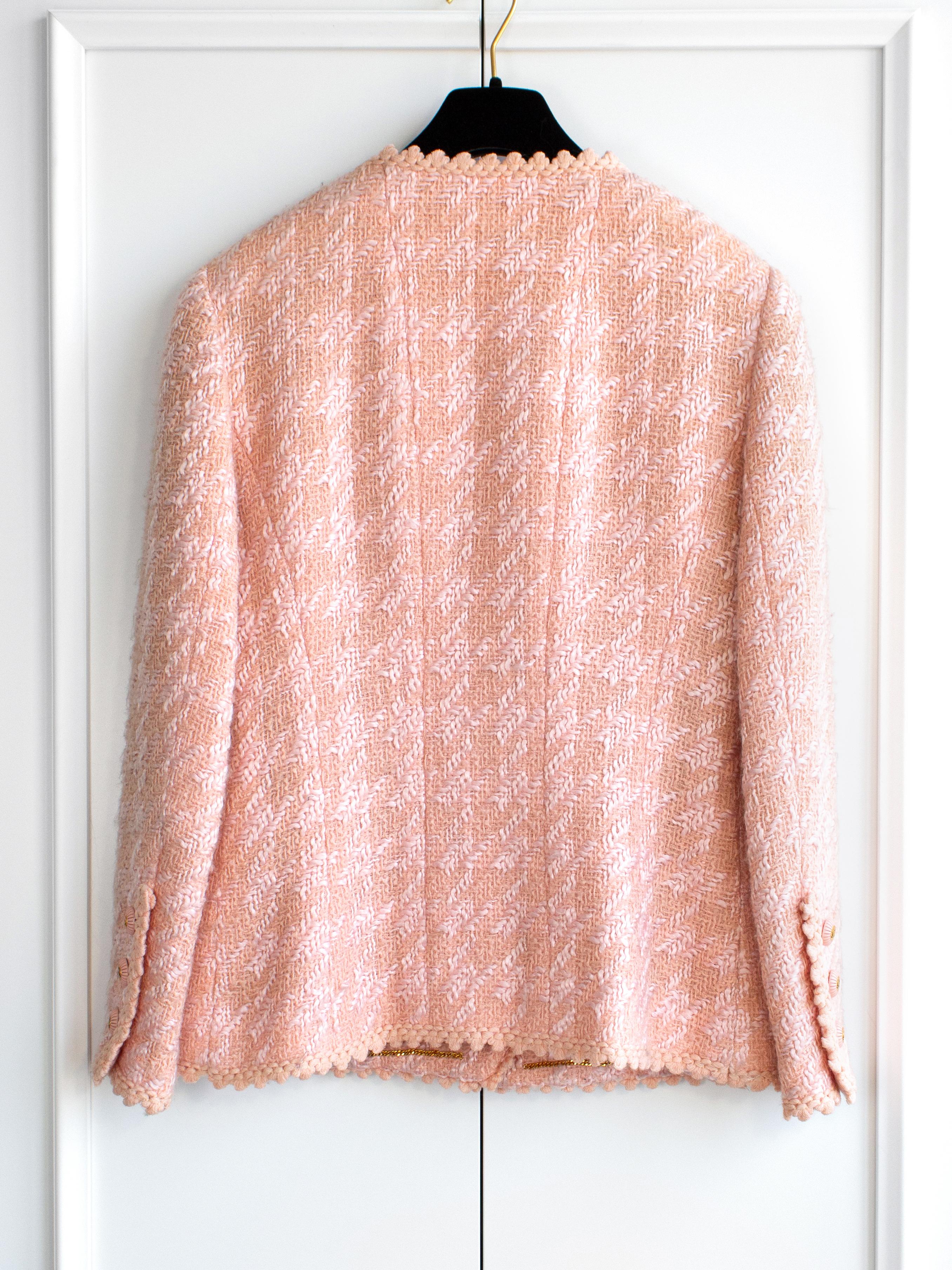 Iconic Chanel Vintage Spring/Summer 1993 Runway Pink Fantasy Tweed 93P Jacket For Sale 2