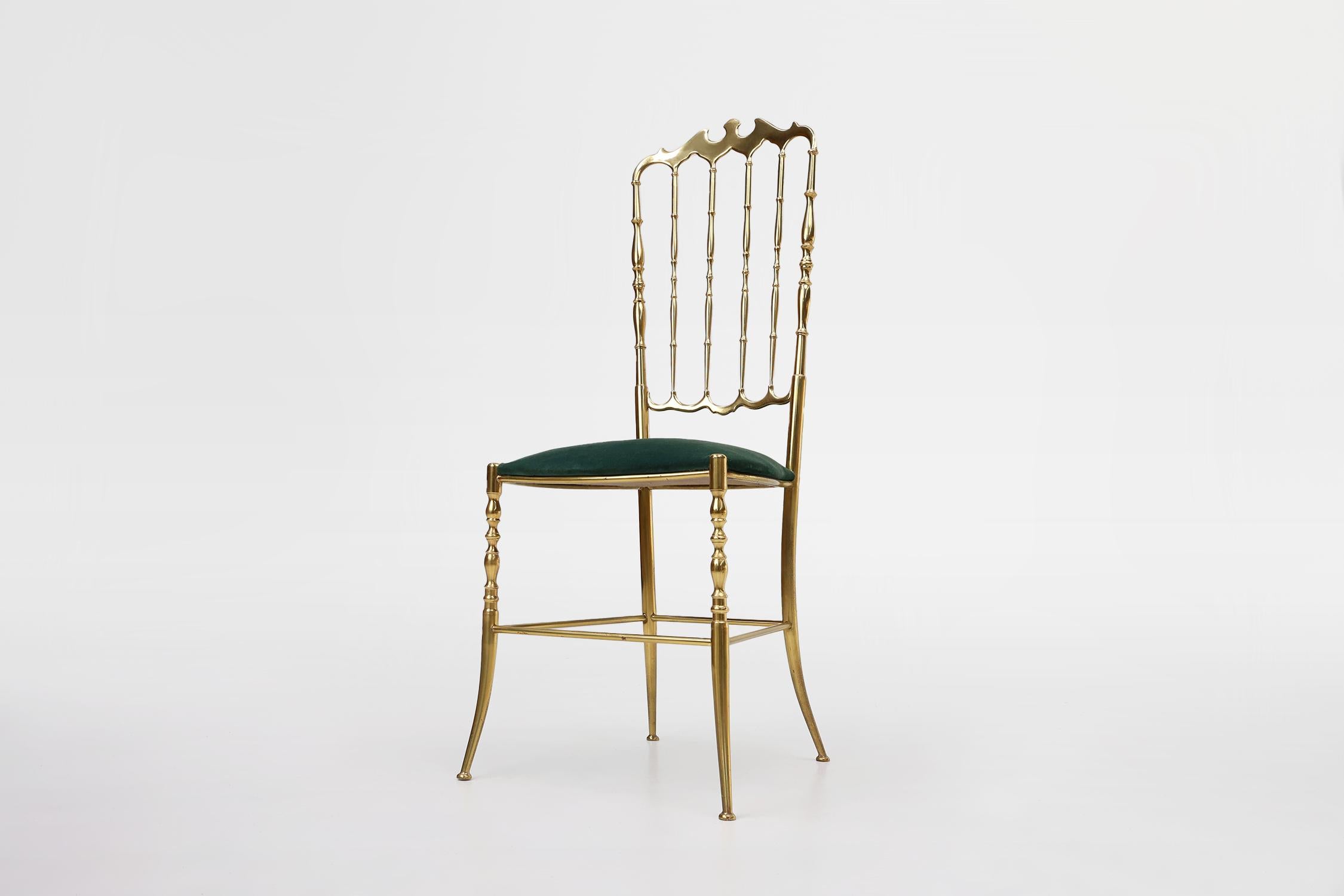 Iconic Chiavari chair by Giuseppe Gaetano Descalzi, Italy 1970s For Sale 3