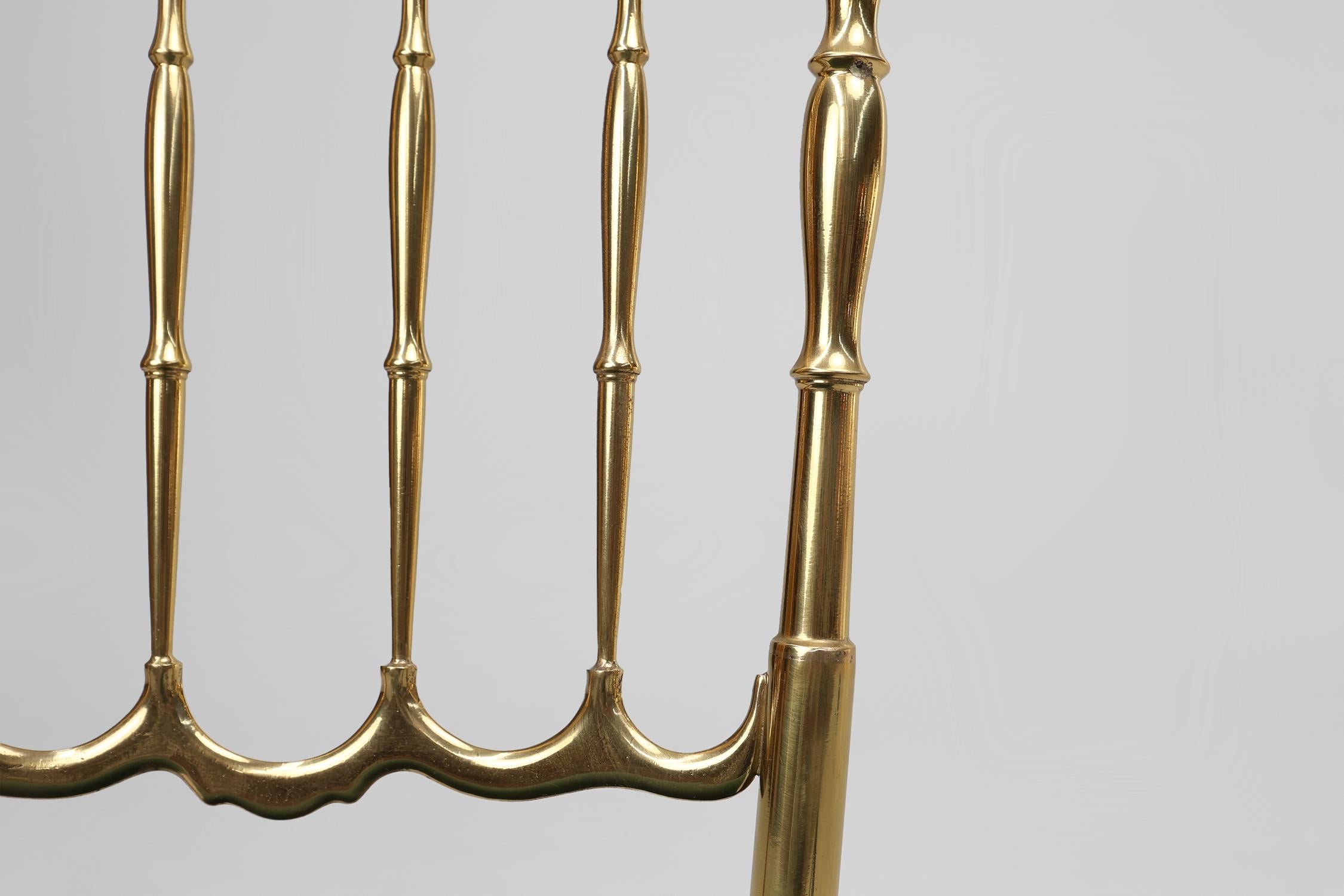 Polished Iconic Chiavari chair by Giuseppe Gaetano Descalzi, Italy 1970s For Sale