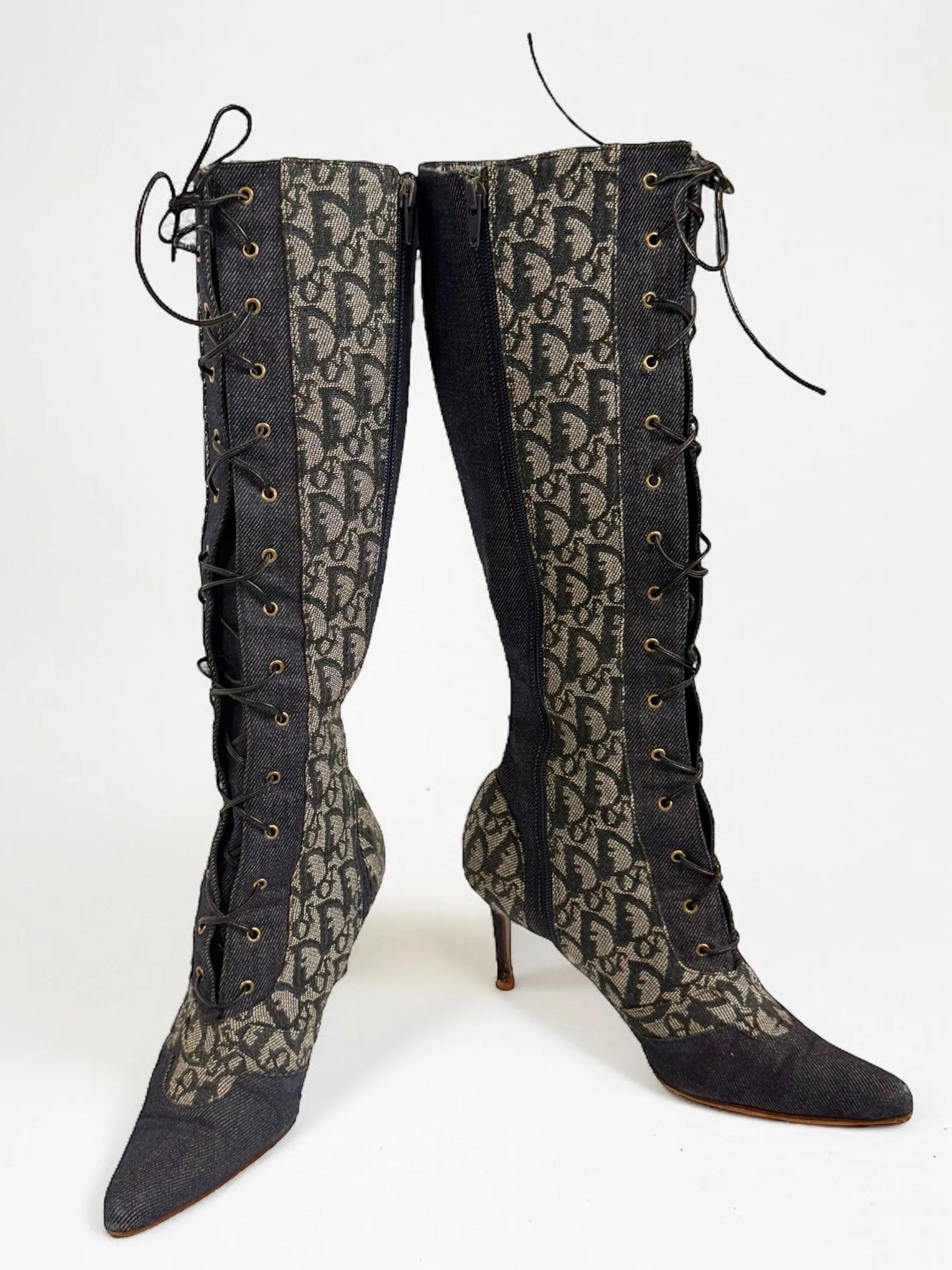 Iconic Christian Dior by John Galliano Lace Up Monogram Boots, SS 2000 In Good Condition For Sale In Marlborough, GB