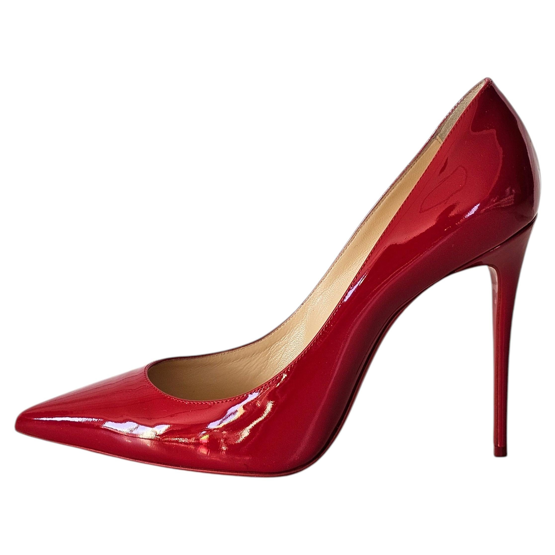Kultige Christian Louboutin Kate 100 Pumps aus rotem Lackleder mit roter Sohle, Größe 9 39
