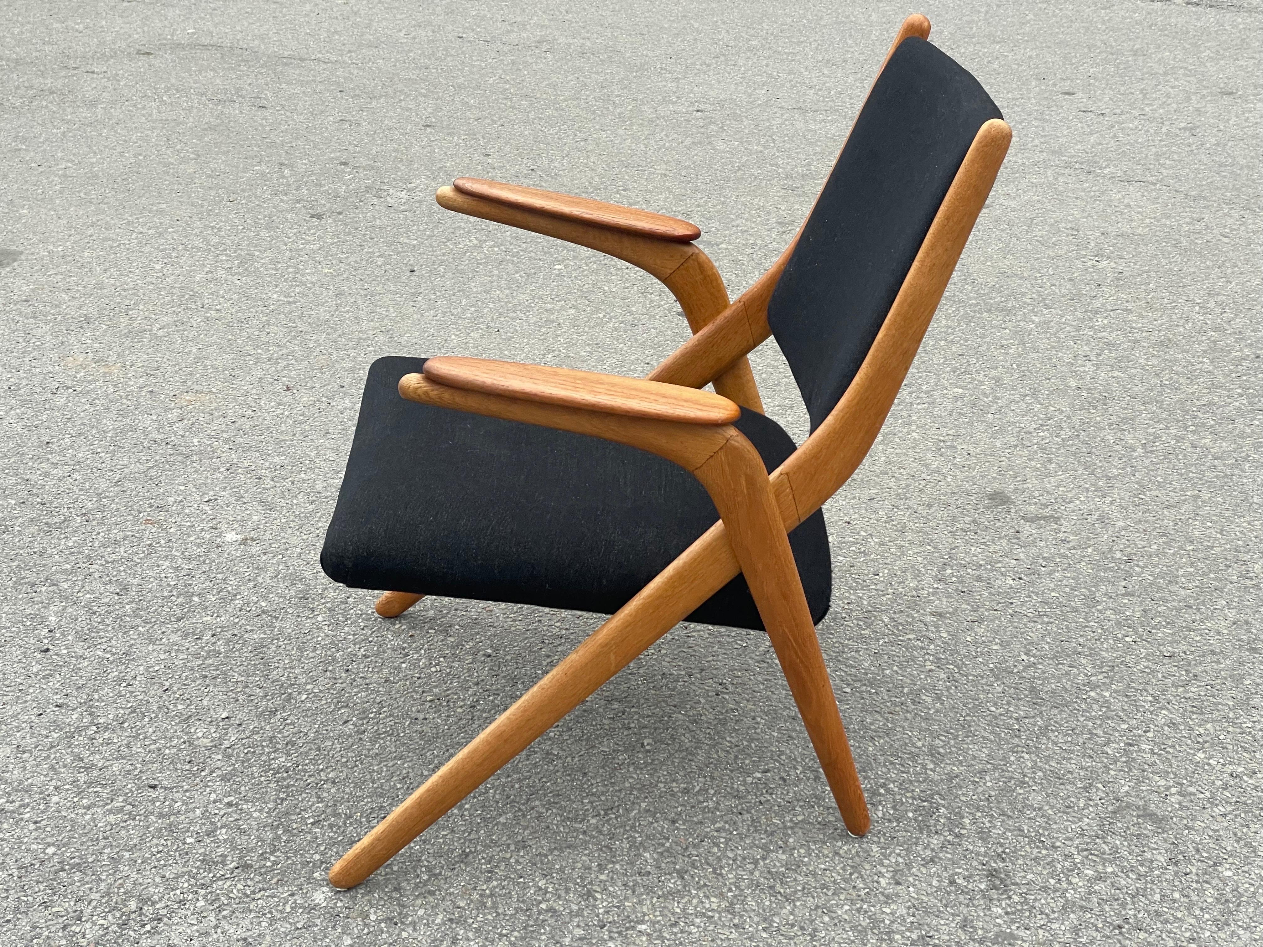 Mid-Century Modern Arne Hovmand-Olsen Danish Modern Scissor Lounge Chair in Teak + Beech, 1960s For Sale