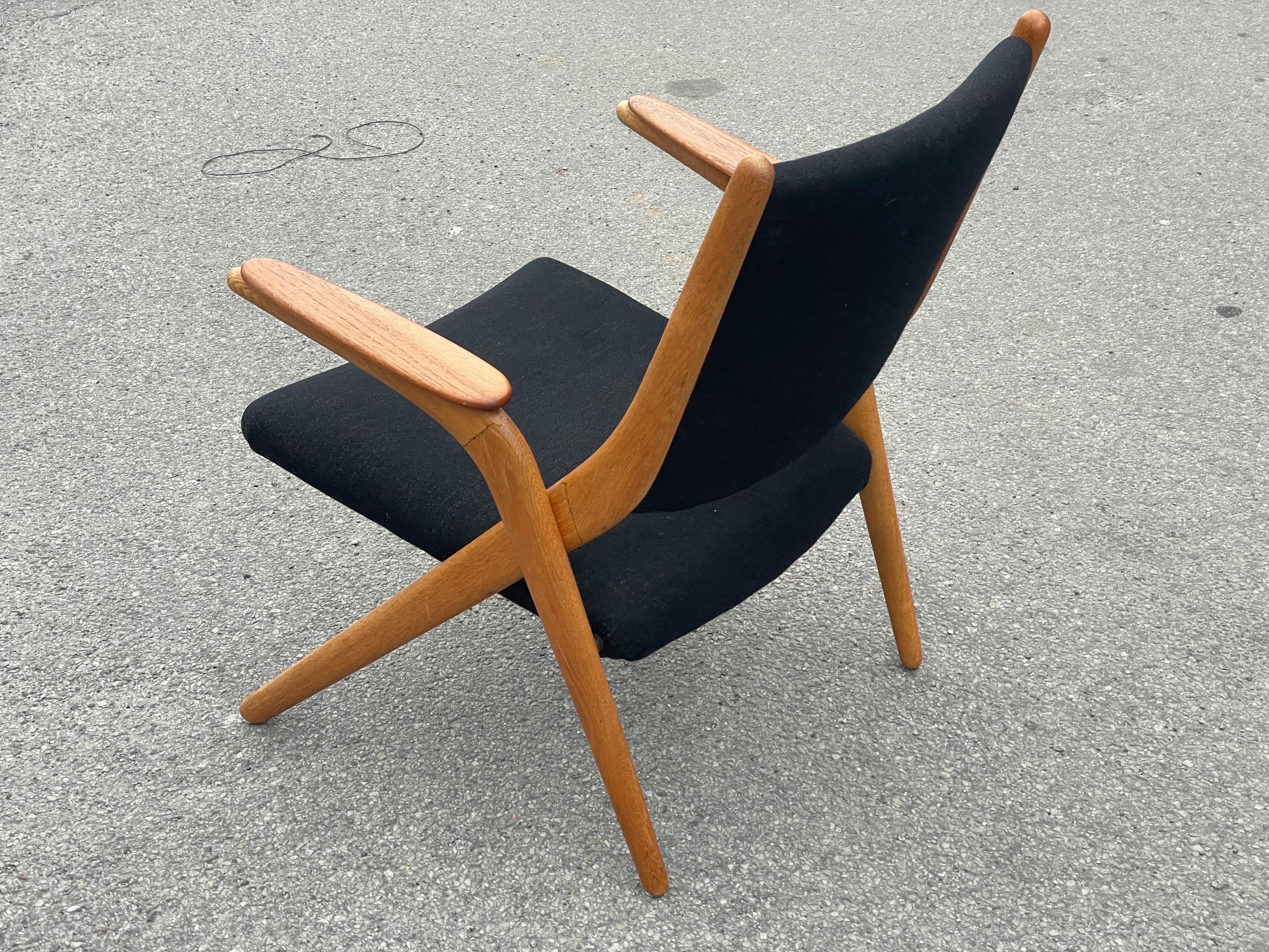Mid-20th Century Arne Hovmand-Olsen Danish Modern Scissor Lounge Chair in Teak + Beech, 1960s For Sale