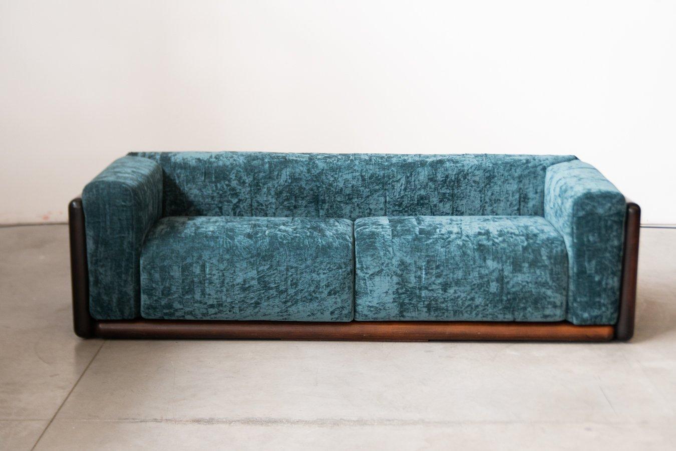 Iconic “Cornaro” Sofa by Carlo Scarpa for Gavina, 1973 – A Masterpiece of Italia in vendita 9