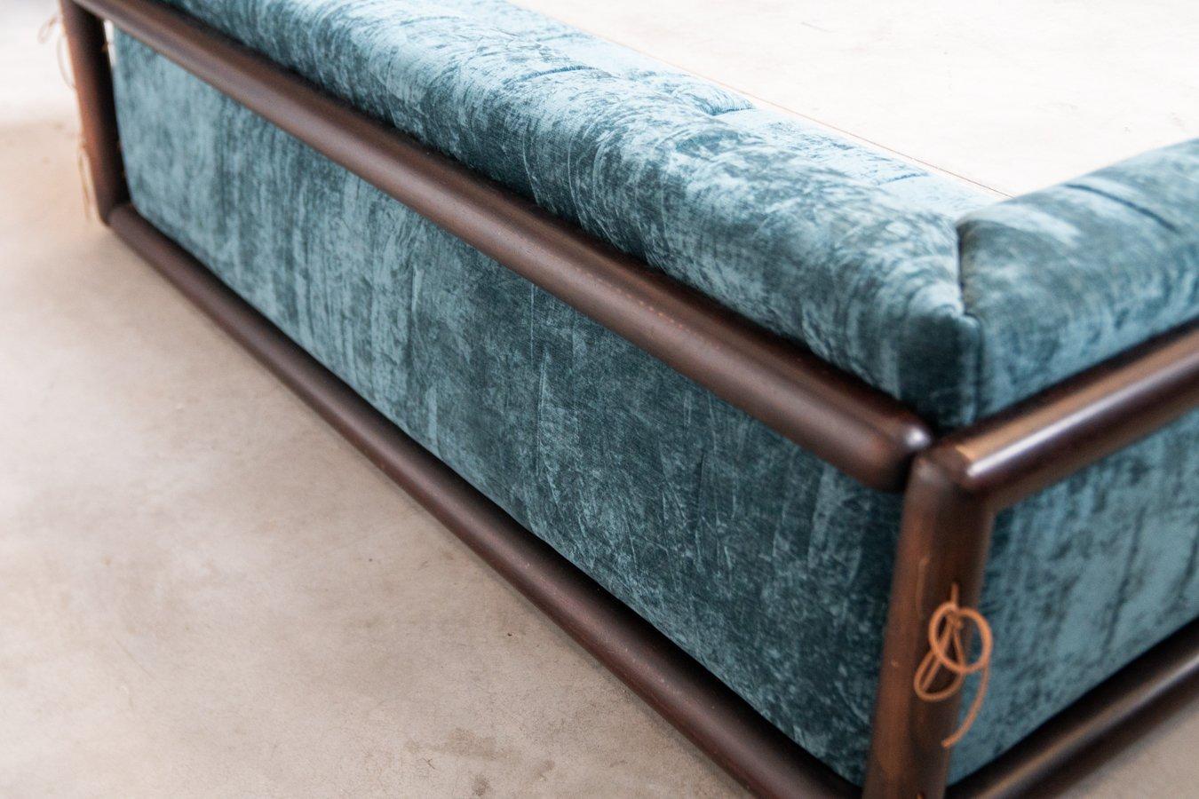 Postmoderno Iconic “Cornaro” Sofa by Carlo Scarpa for Gavina, 1973 – A Masterpiece of Italia in vendita