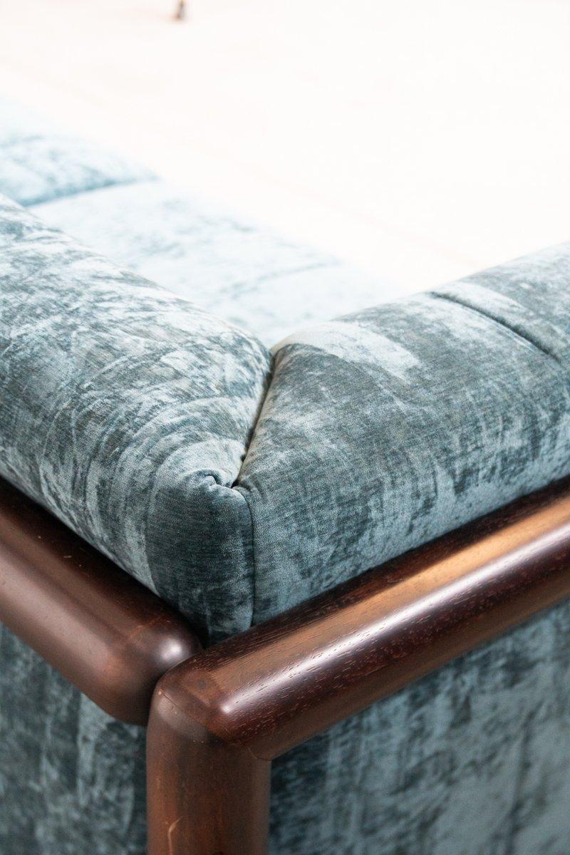 Italian Iconic “Cornaro” Sofa by Carlo Scarpa for Gavina, 1973 – A Masterpiece of Italia in vendita
