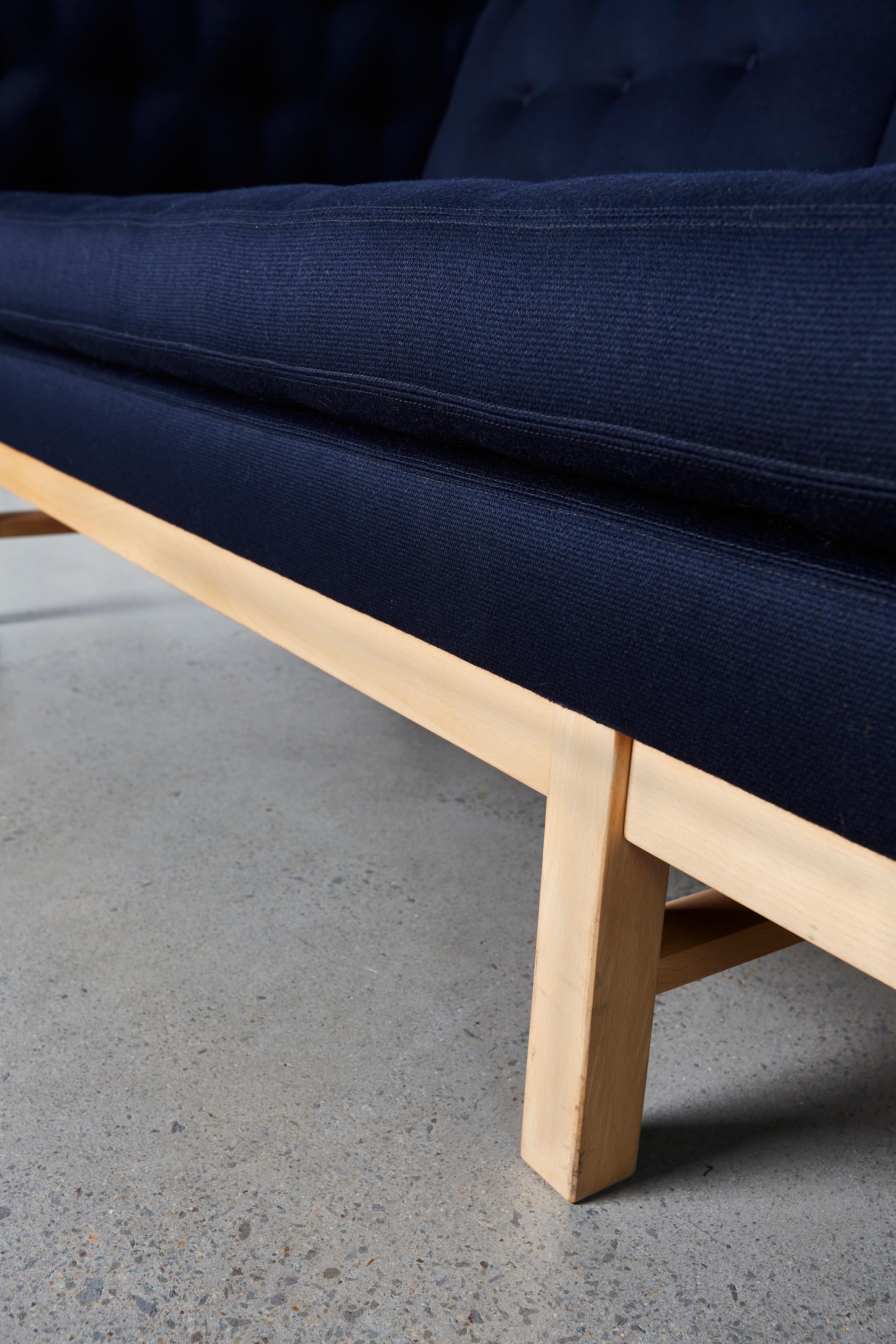 Iconic Danish 'EJ 315' 3 seat sofa designed by Erik Ole Jorgensen For Sale 2