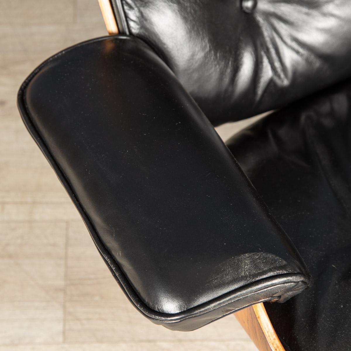 Iconic Eames Black Leather Lounge Chair by Mobilier International, c.1980 For Sale 3