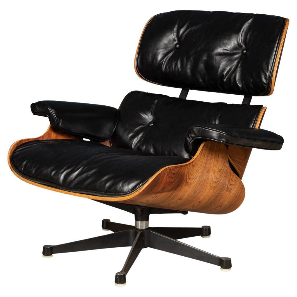 Iconic Eames Black Leather Lounge Chair by Mobilier International, c.1980 For Sale