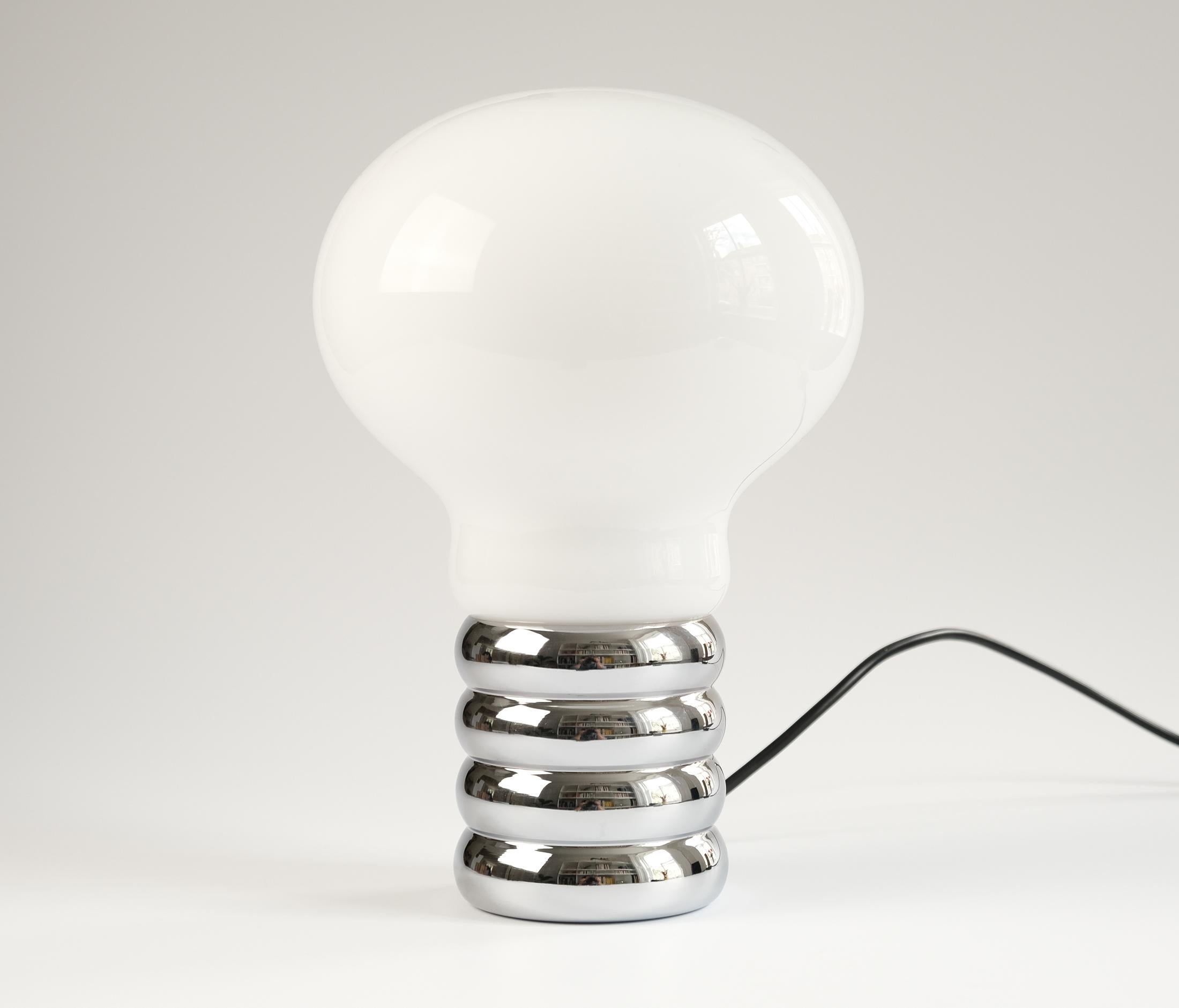 La lampe de table 