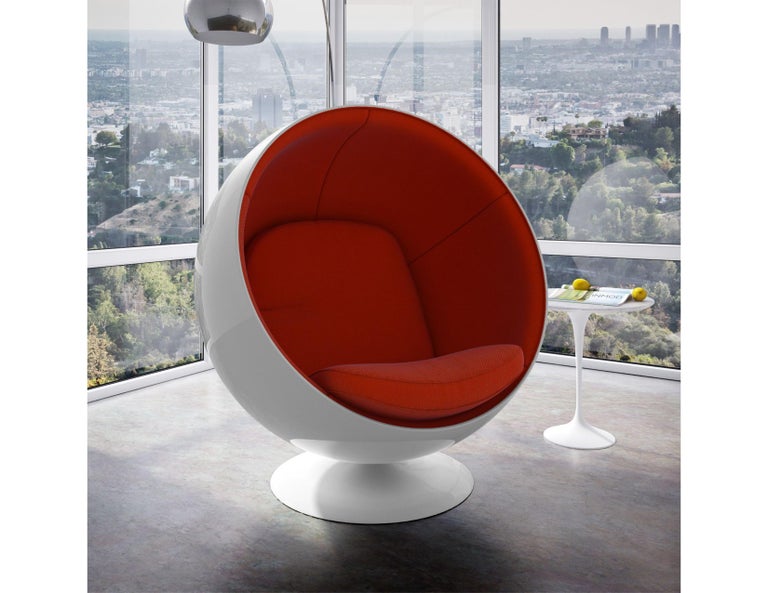 Iconic Eero Aarnio Blue Swivel Ball Lounge Chair For Sale at 1stDibs