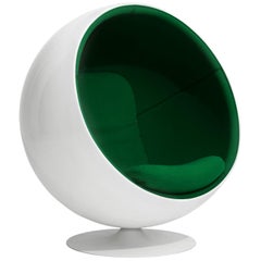 Antique Customizable Iconic Eero Aarnio Swivel Ball Lounge Chair