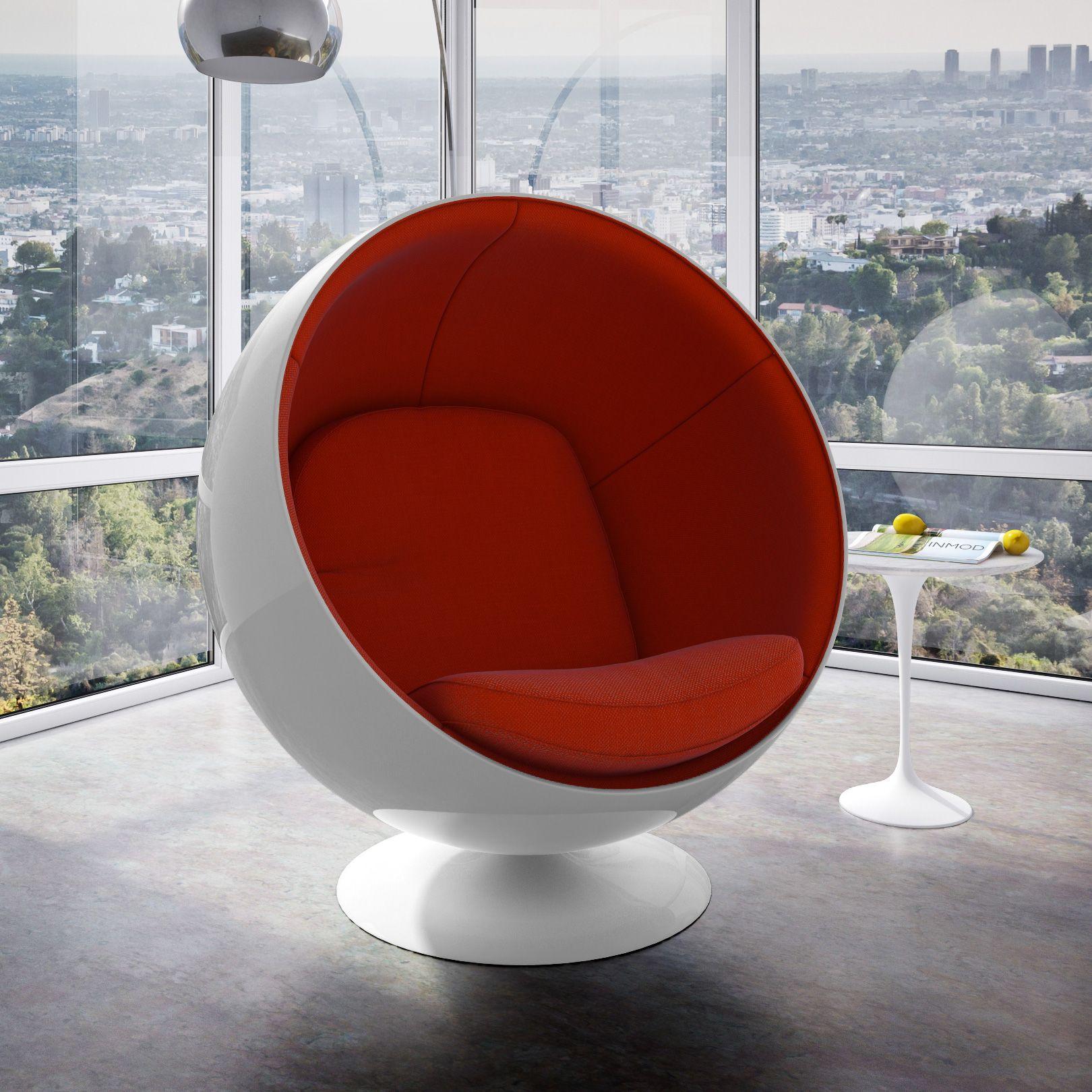Anpassbarer ikonischer Eero Aarnio roter drehbarer Kugel-Loungesessel im Zustand „Neu“ im Angebot in New York, NY