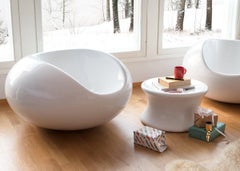 Iconic Eero Aarnio White Pastil Chair