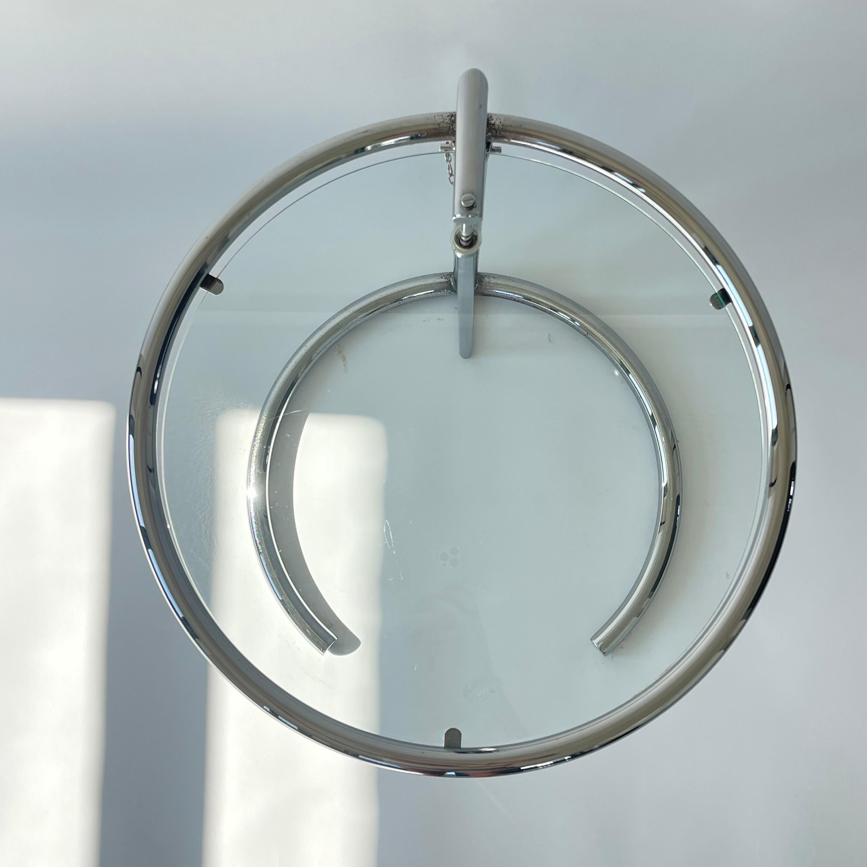 Table d'appoint réglable Eileen Gray E 1027 de ClassiCon Italie en vente 2