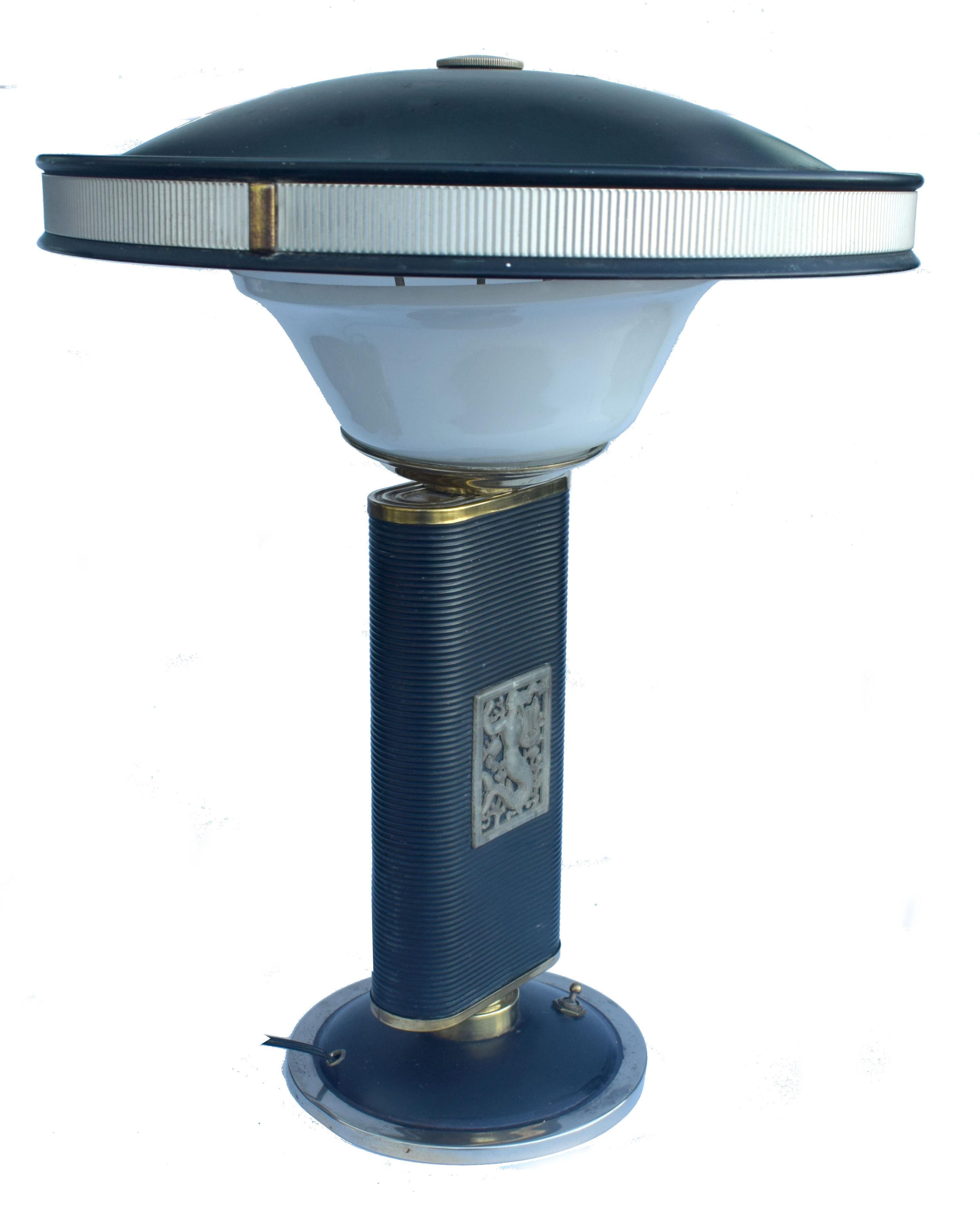 tiffany style table lamp