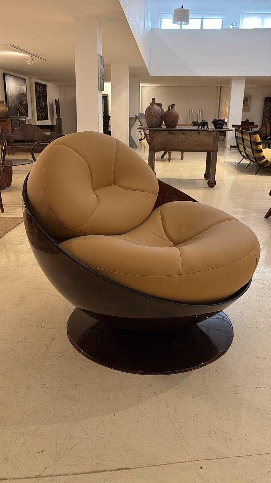 Iconica poltrona Esfera di Ricardo Fasanello - Proprietà Fasanello certificata - Anni '60 In condizioni buone in vendita a Knokke-Heist, BE