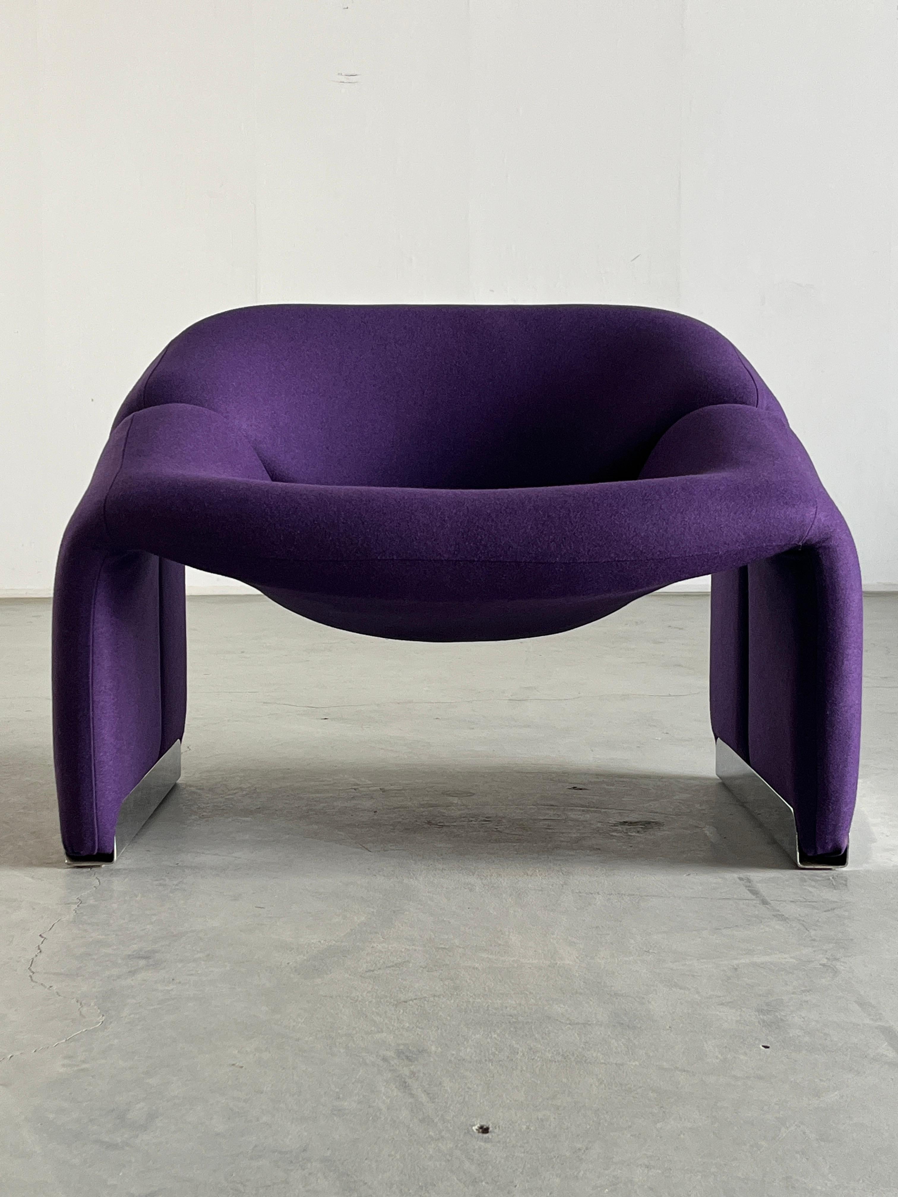 Dutch Iconic F598 ‘Groovy’ Chair by Pierre Paulin for Artifort, Purple Upholstery, 80s For Sale