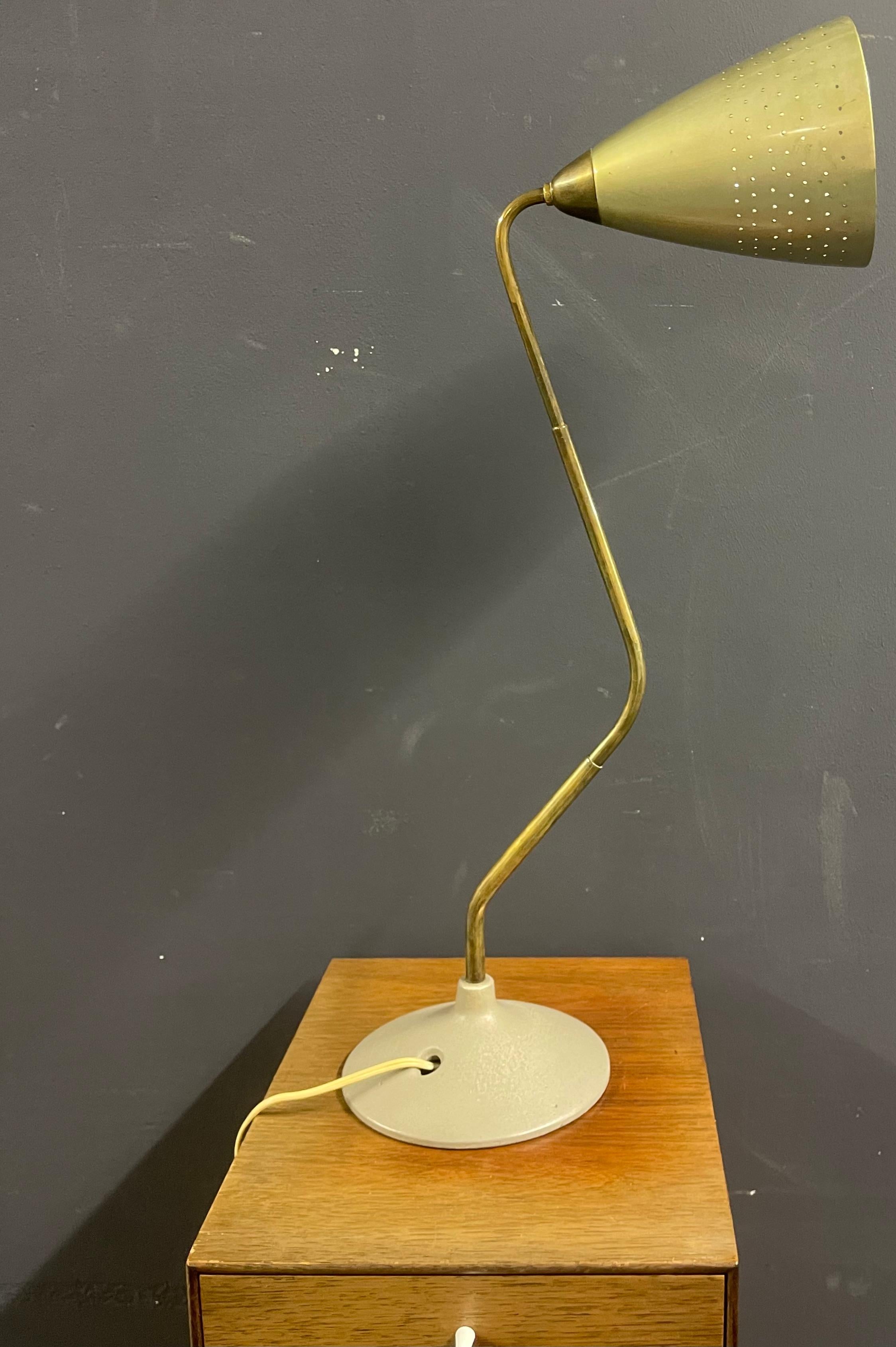 Iconic flamingo table lamp by karl hagenauer For Sale 4