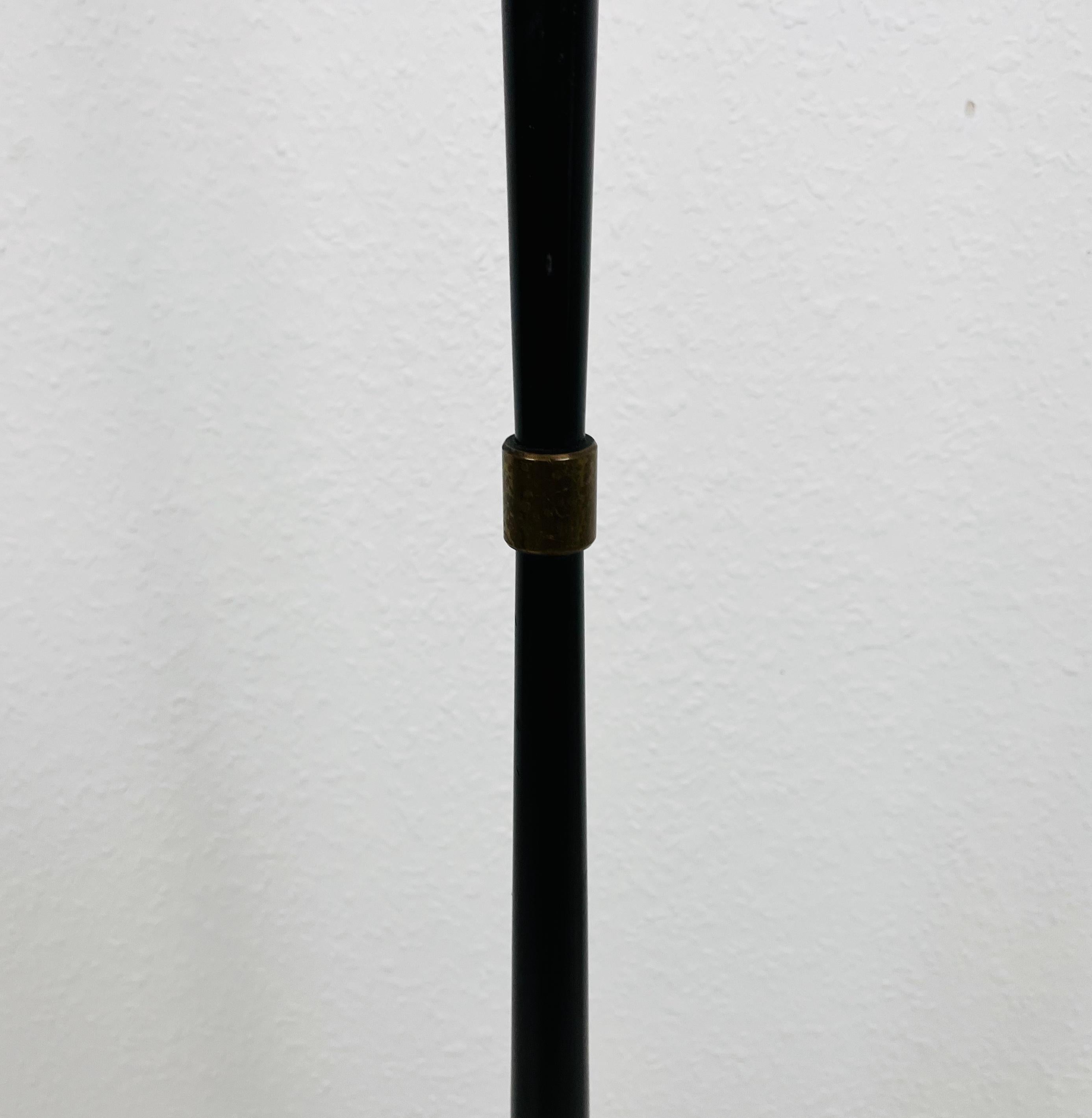 Iconic Floor Lamp by Angelo Lelli for Arredoluce, 1950s For Sale 3