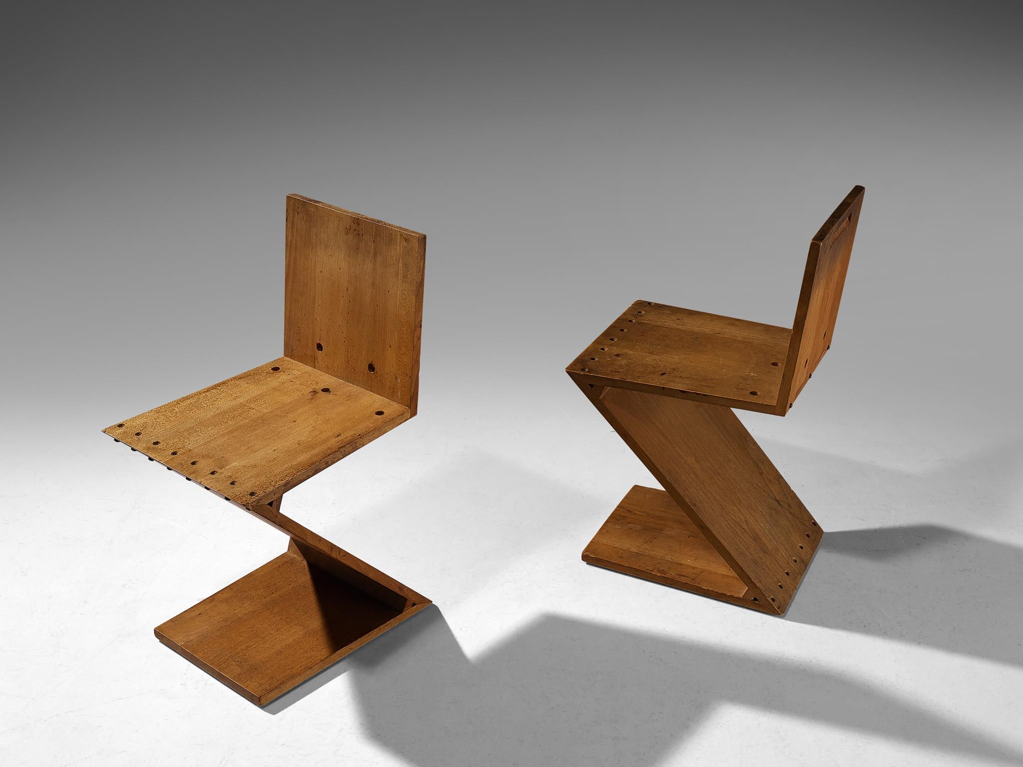 Iconic Gerrit Rietveld for Groenekan ‘Zig Zag’ Chairs in Elm 5
