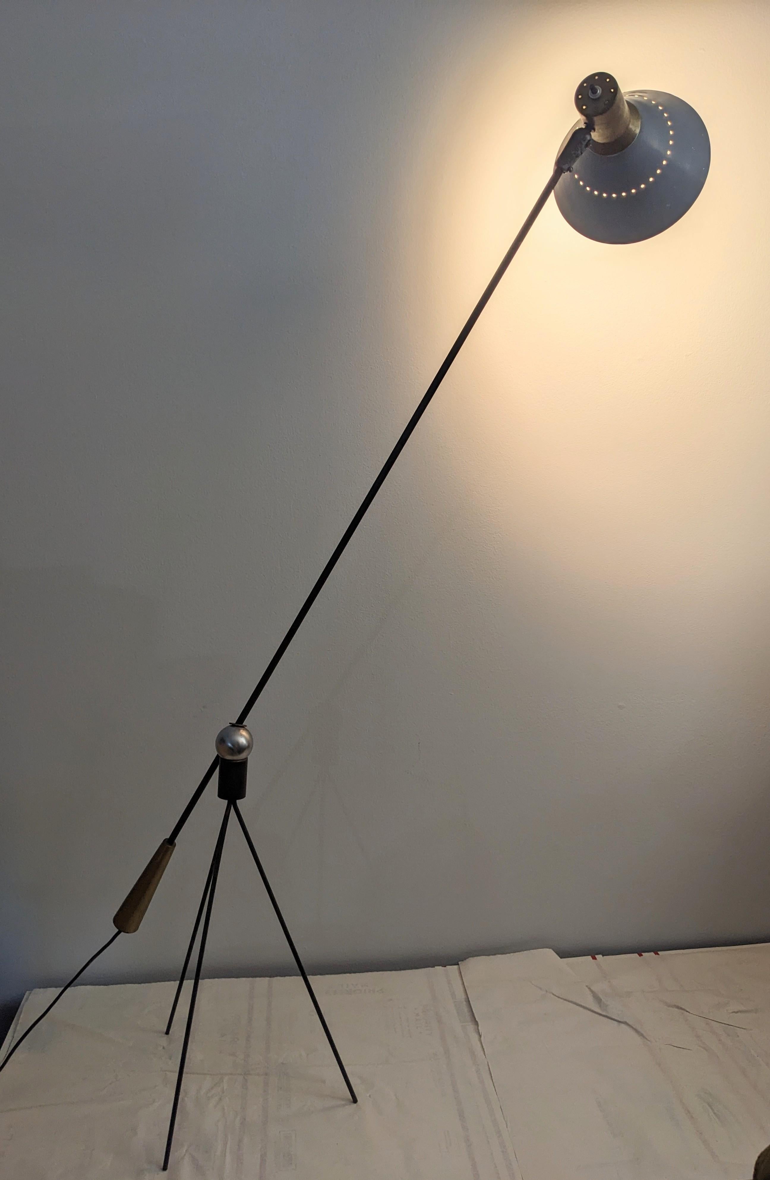 Iconic Gilbert Watrous Magnetic Floor Lamp For Sale 5