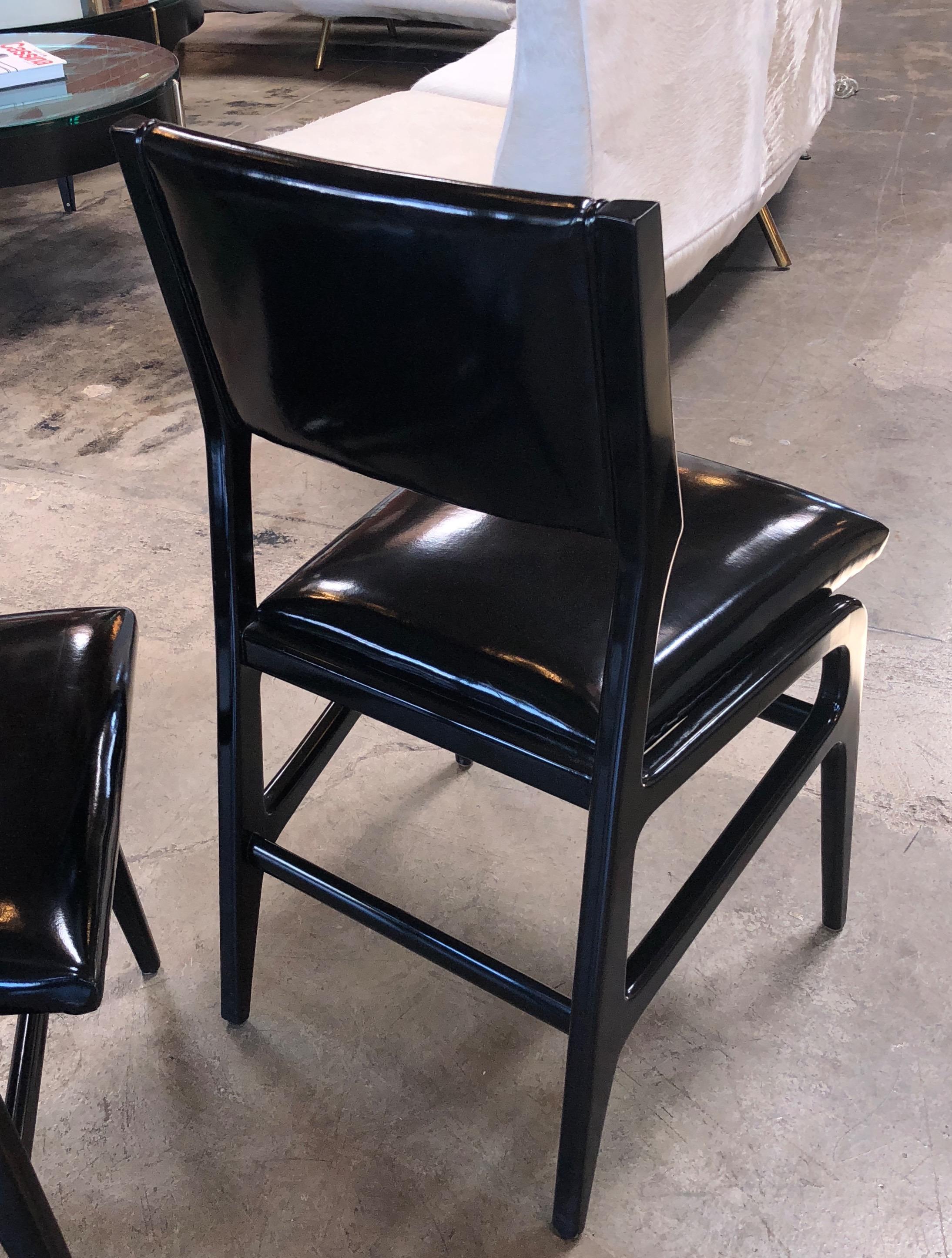 Pair of Iconic Gio Ponti Chairs,  Italy 1958 For Sale 1