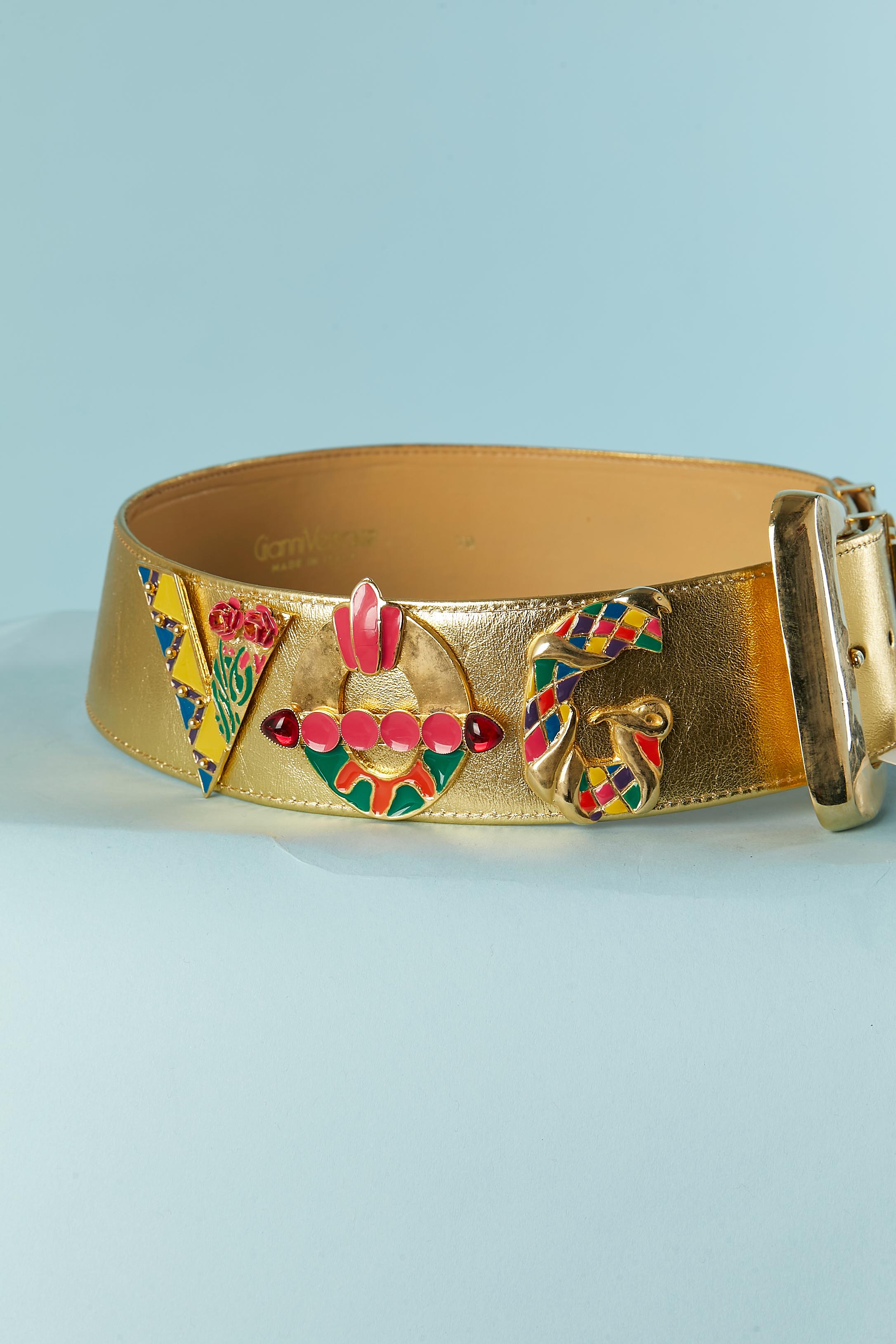 Iconic gold leather belt with 