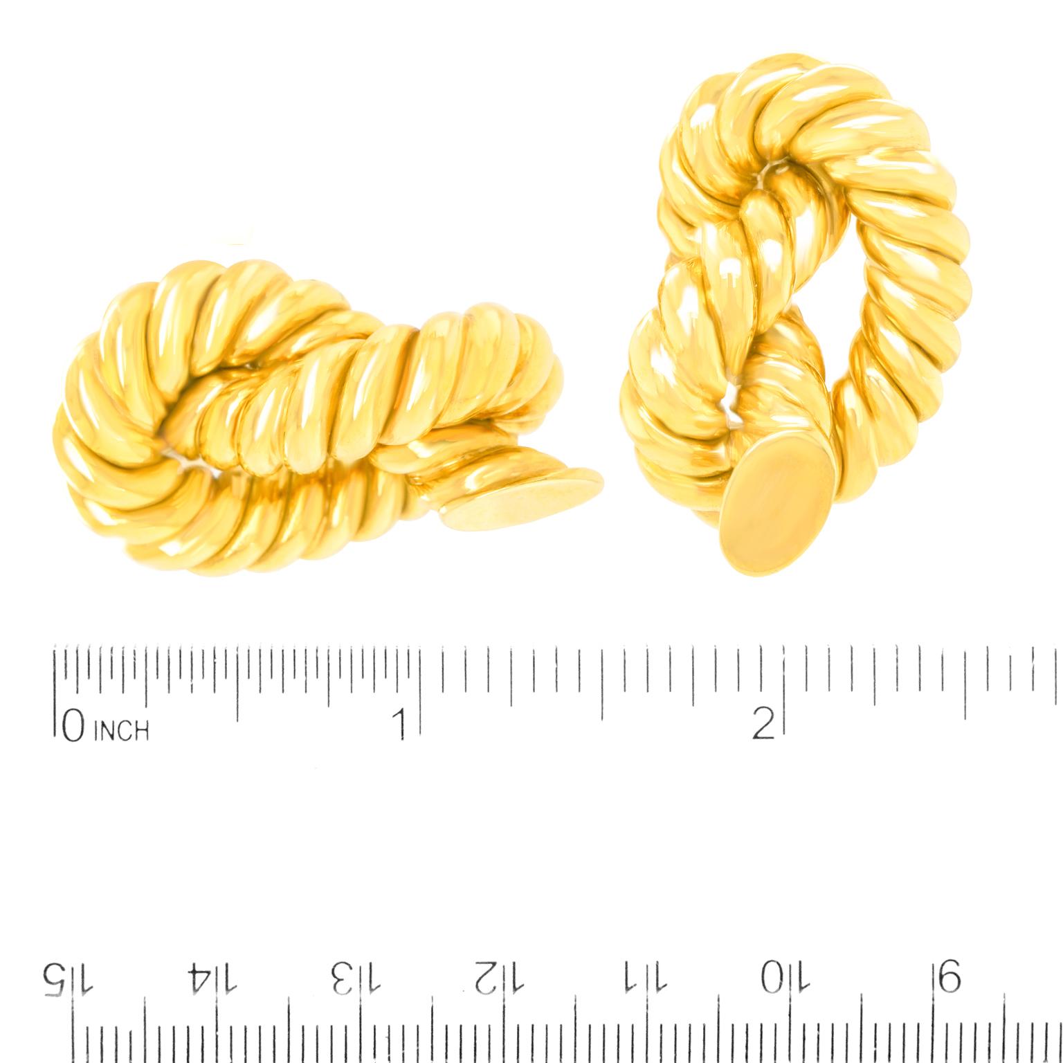 Iconic Gold Rope Earrings 2
