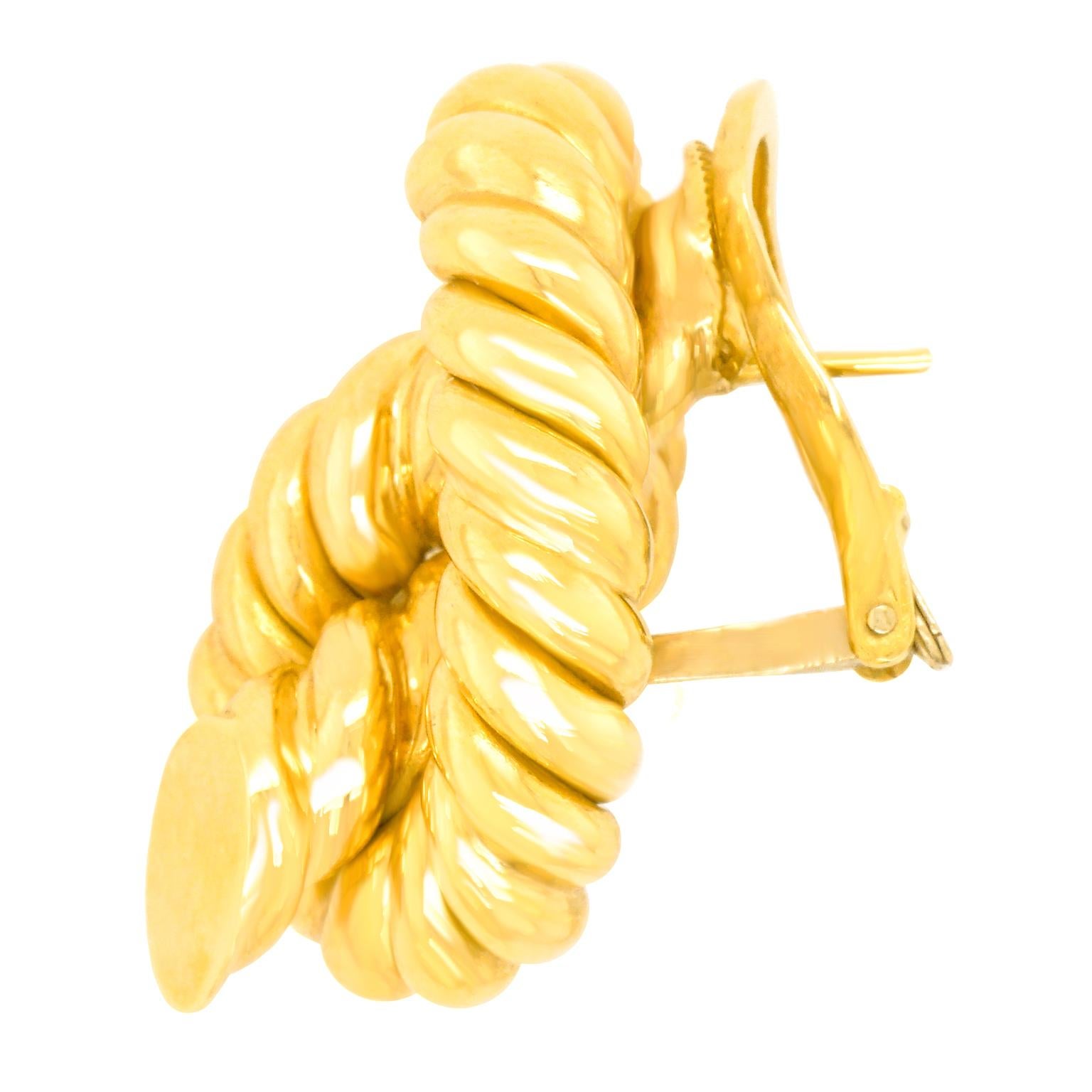 Iconic Gold Rope Earrings 3