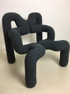 Iconic grey chair for Elizabeth