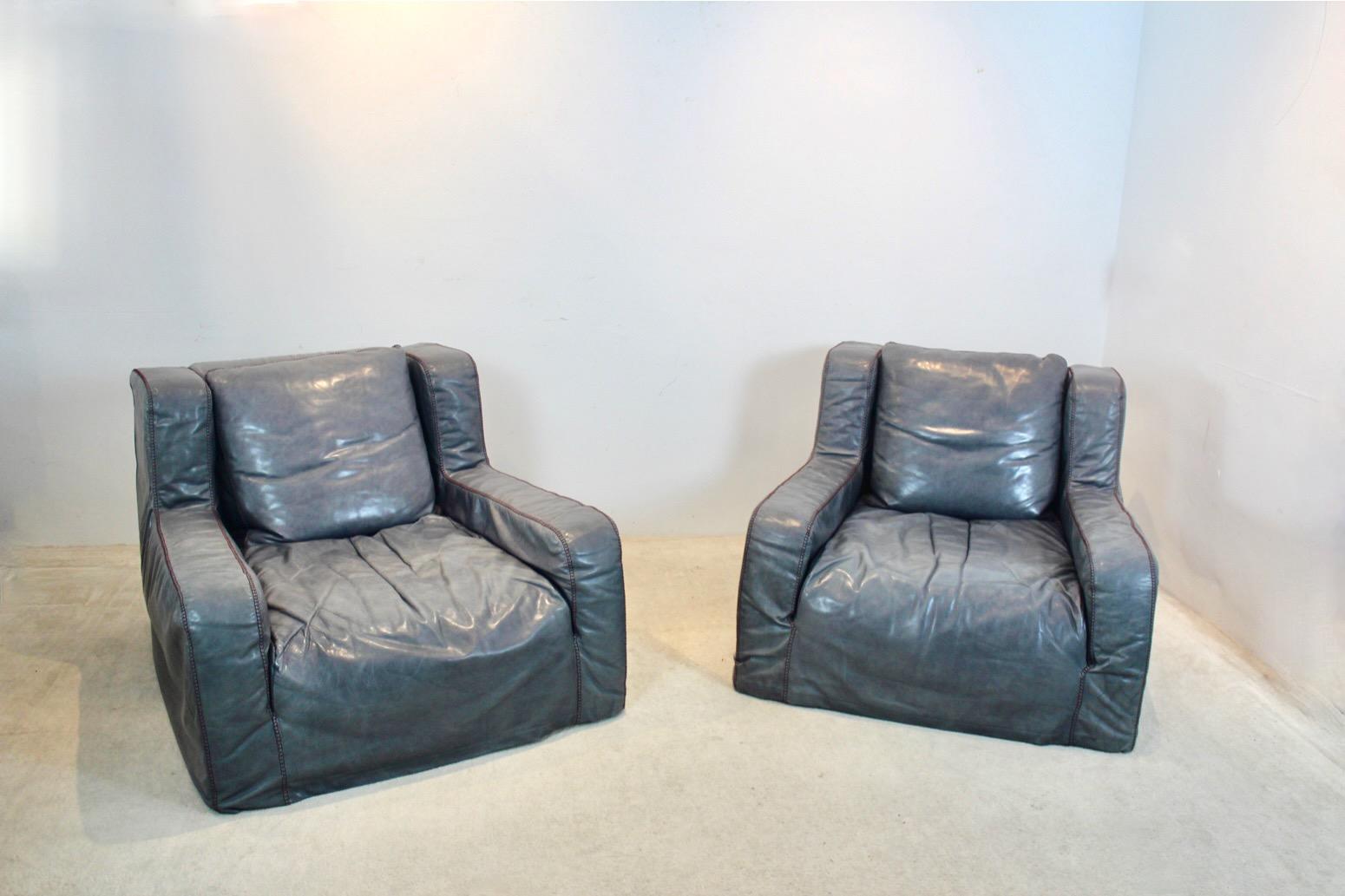 20th Century Iconic Grey Leather Lounge Chairs by Paoloa Navone For Sale