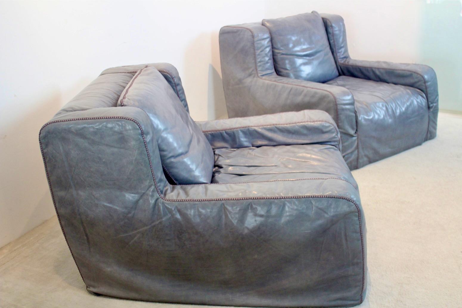 Iconic Grey Leather Lounge Chairs by Paoloa Navone For Sale 1