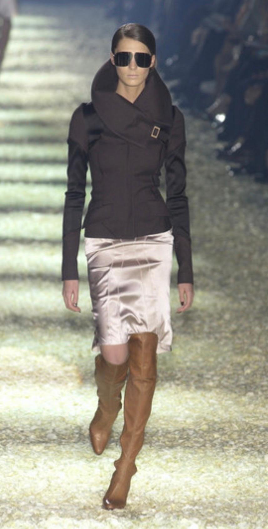 Icone Gucci by Tom Ford Cognac Brown Studded OTK Bondage Boots FW2003 7.5 37.5 en vente 4