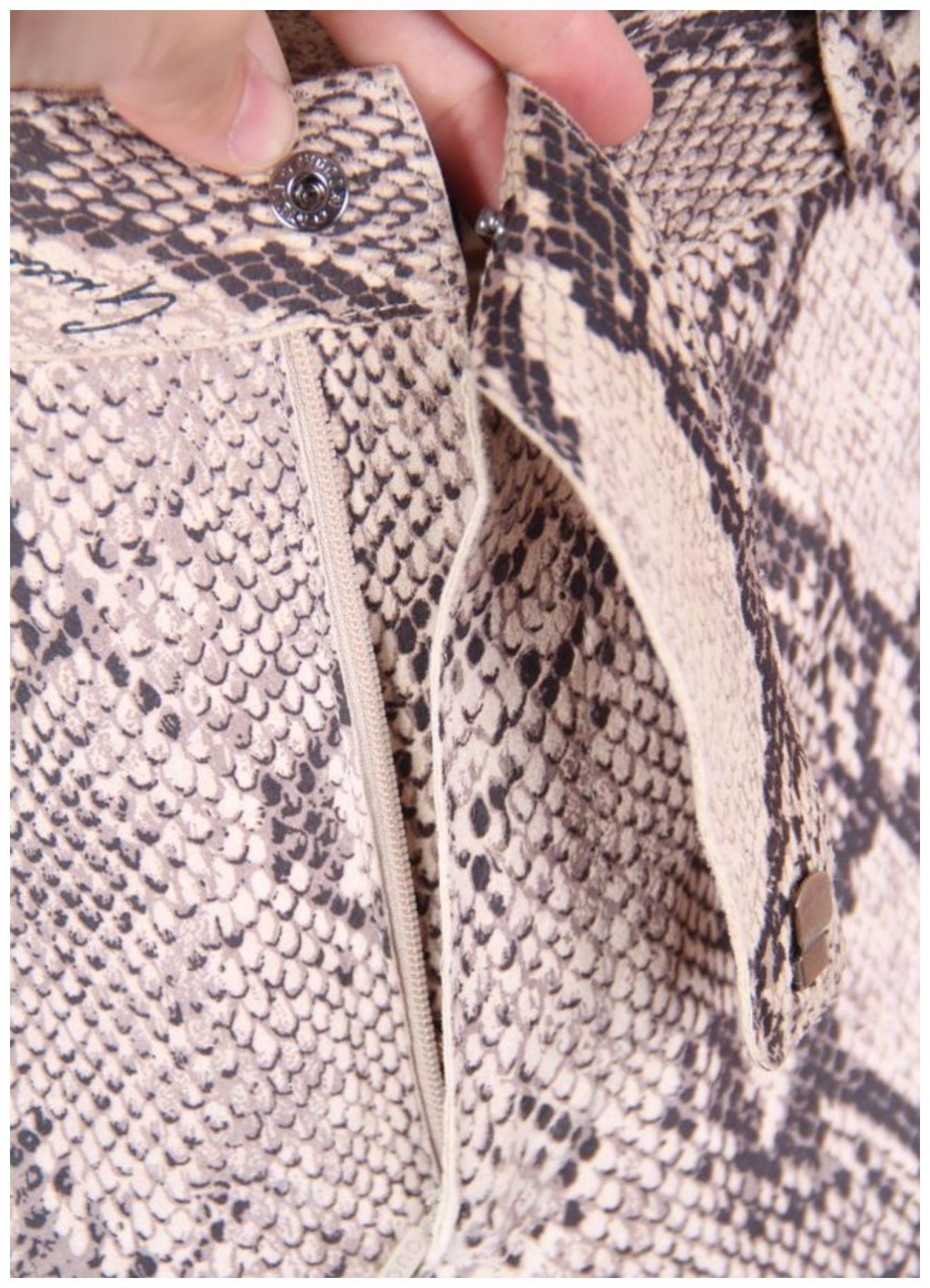 SS 2000 GUCCİ by Tom Ford phyton print pants runway  Iconic For Sale 7