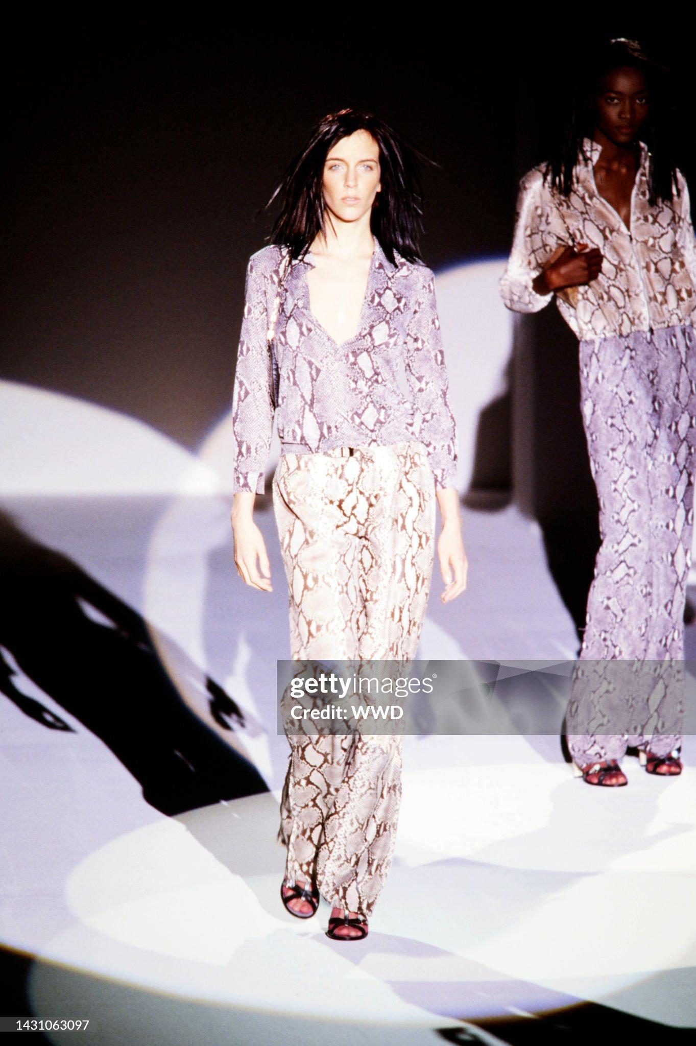 SS 2000 GUCCİ by Tom Ford phyton print pants runway  Iconic For Sale 9