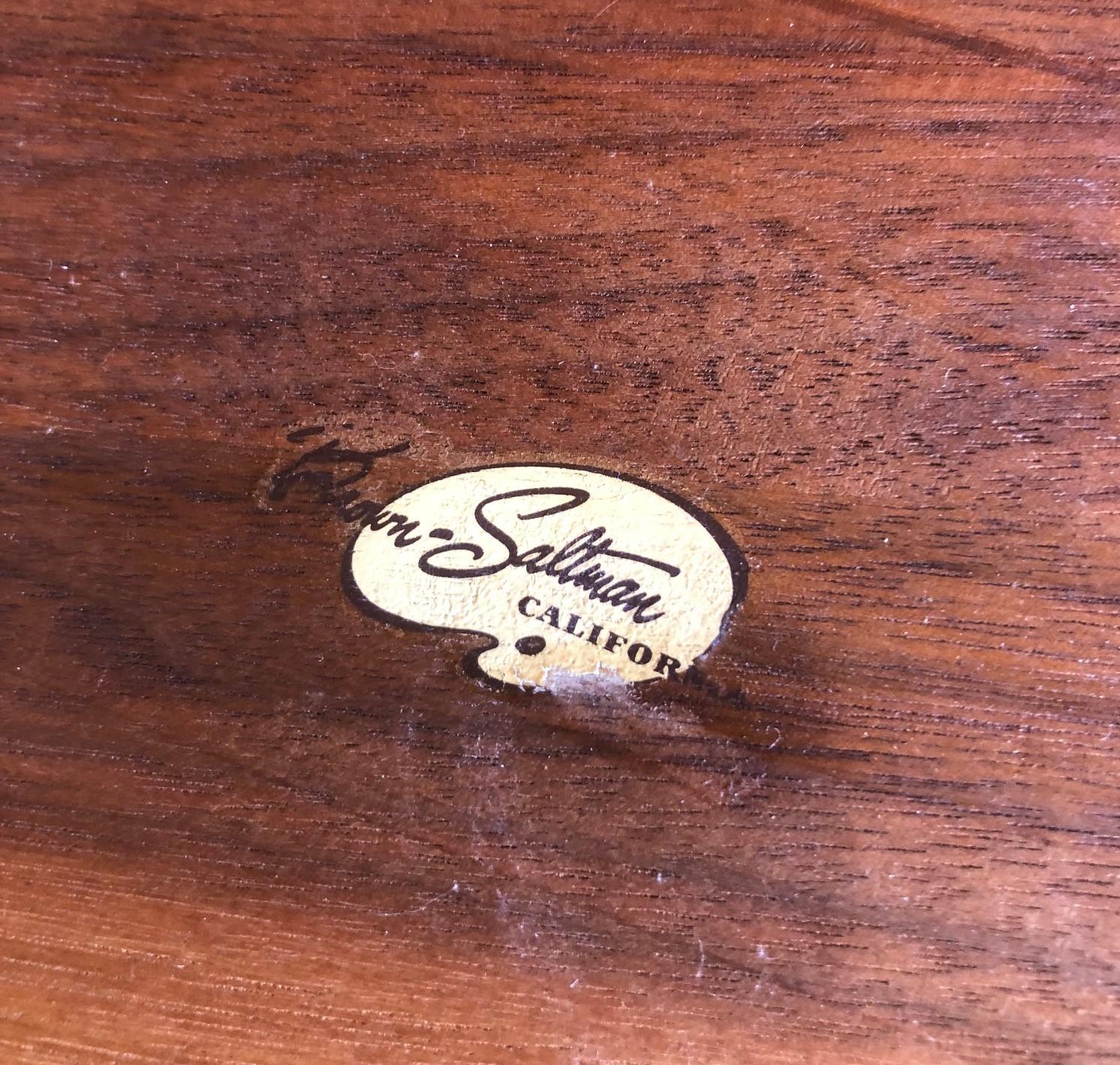 Iconic Guitar Pick Walnut Side Table by John Keal for Brown Saltman In Good Condition In San Diego, CA