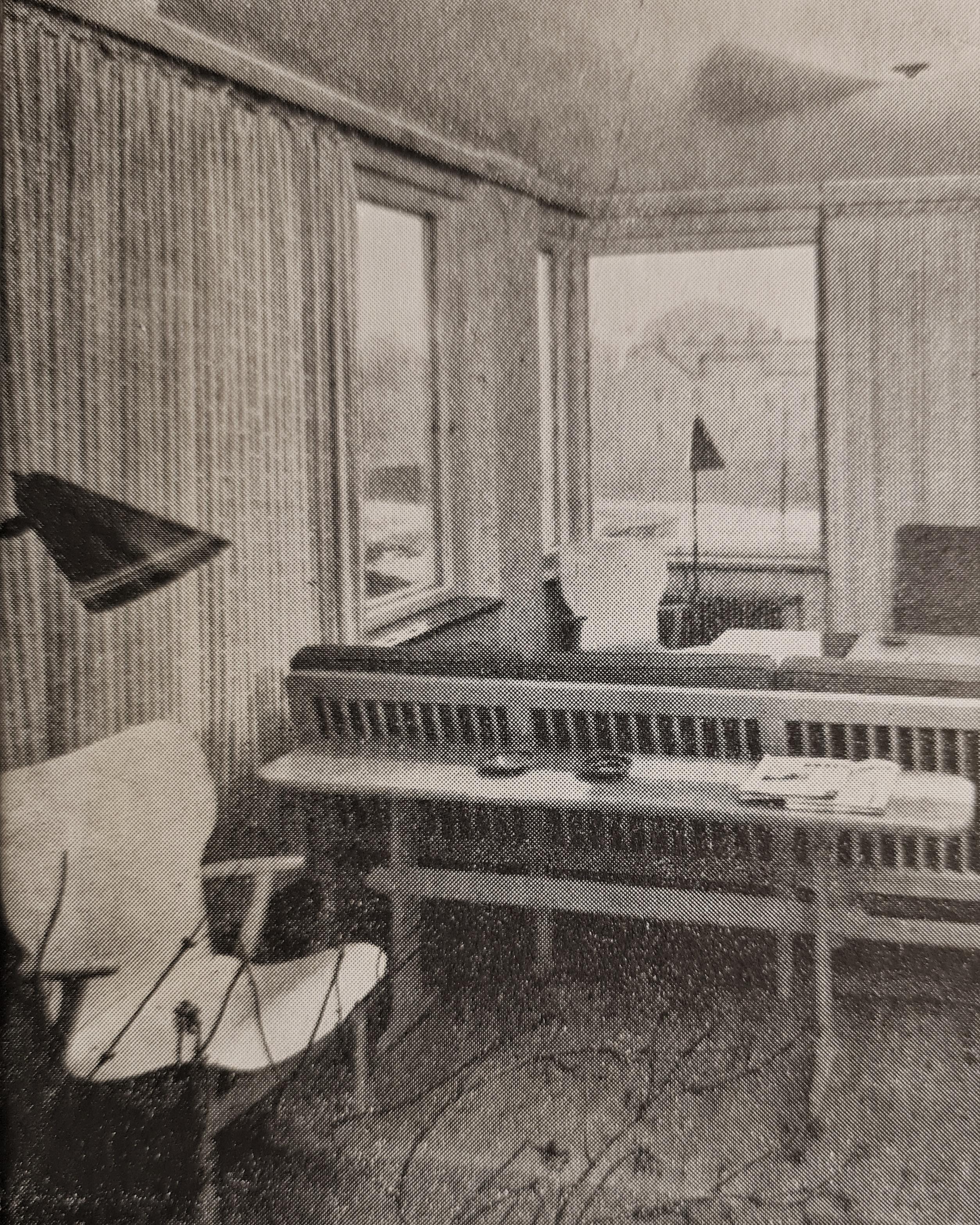Iconica lampada da terra Gunnel Nyman Domus Academica in ottone traforato, Idman 1947 in vendita 9