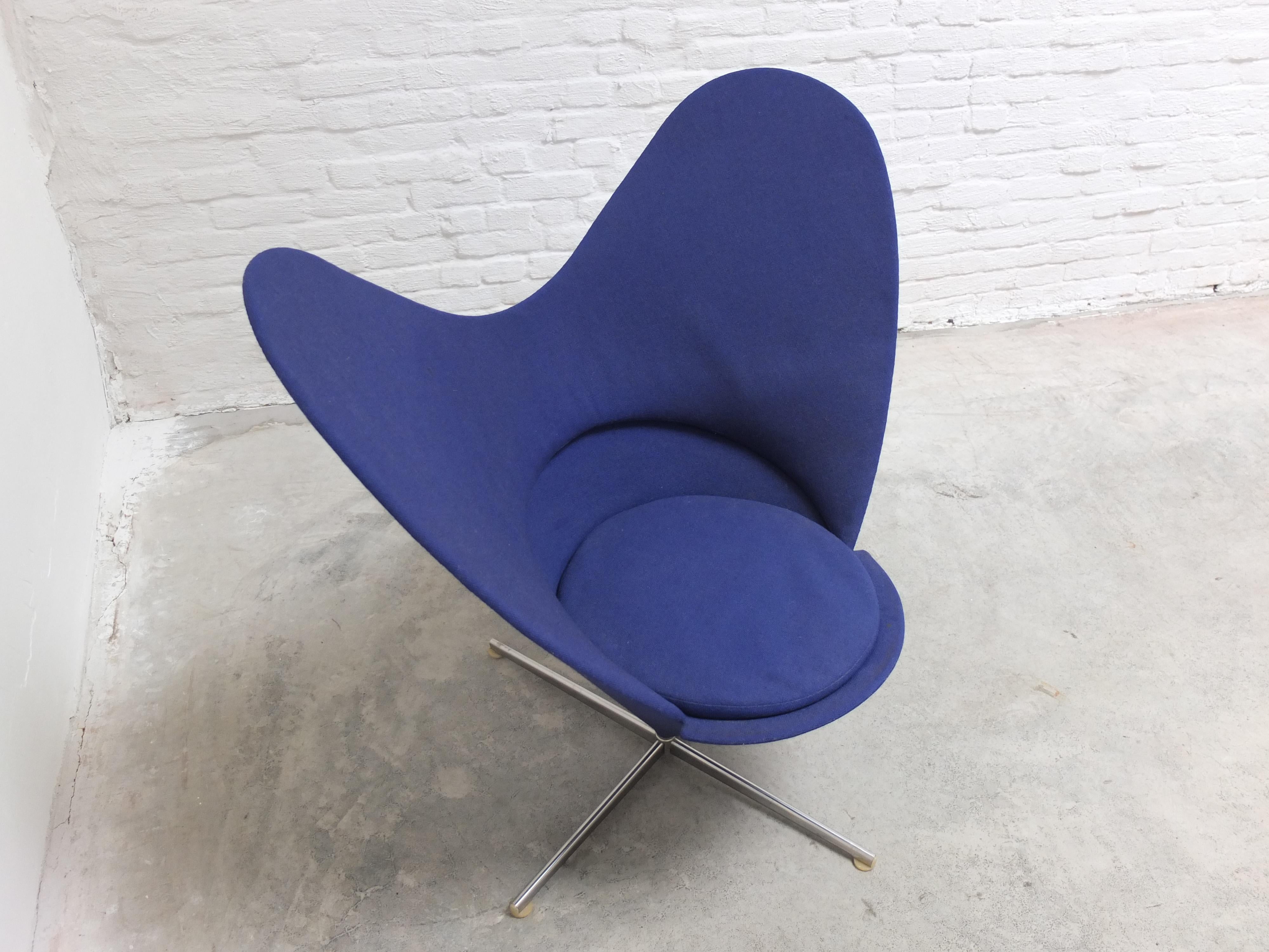 Iconic 'Heart Cone' Chair by Verner Panton for Plus Linje, 1958 For Sale 6