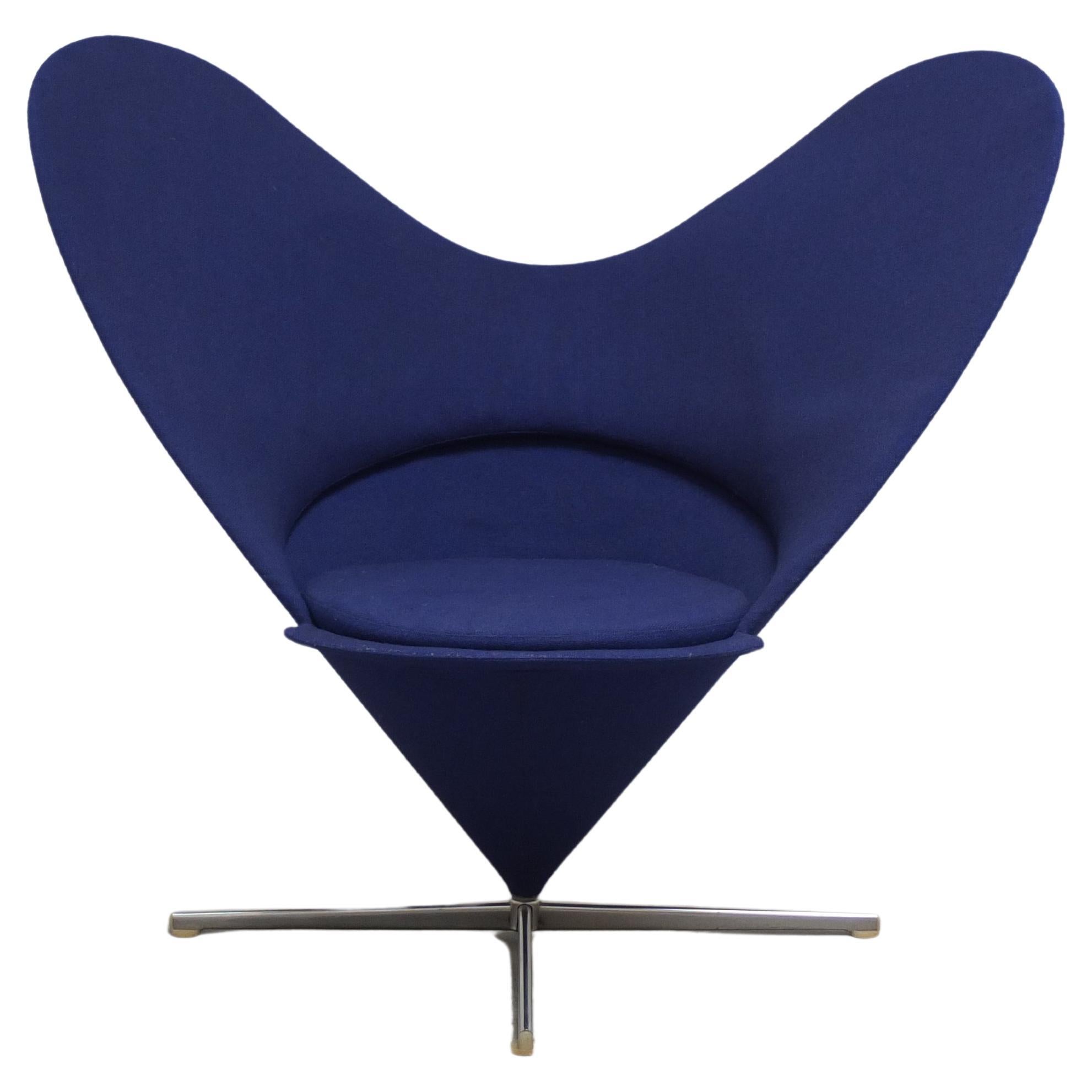 Iconic 'Heart Cone' Chair by Verner Panton for Plus Linje, 1958 For Sale
