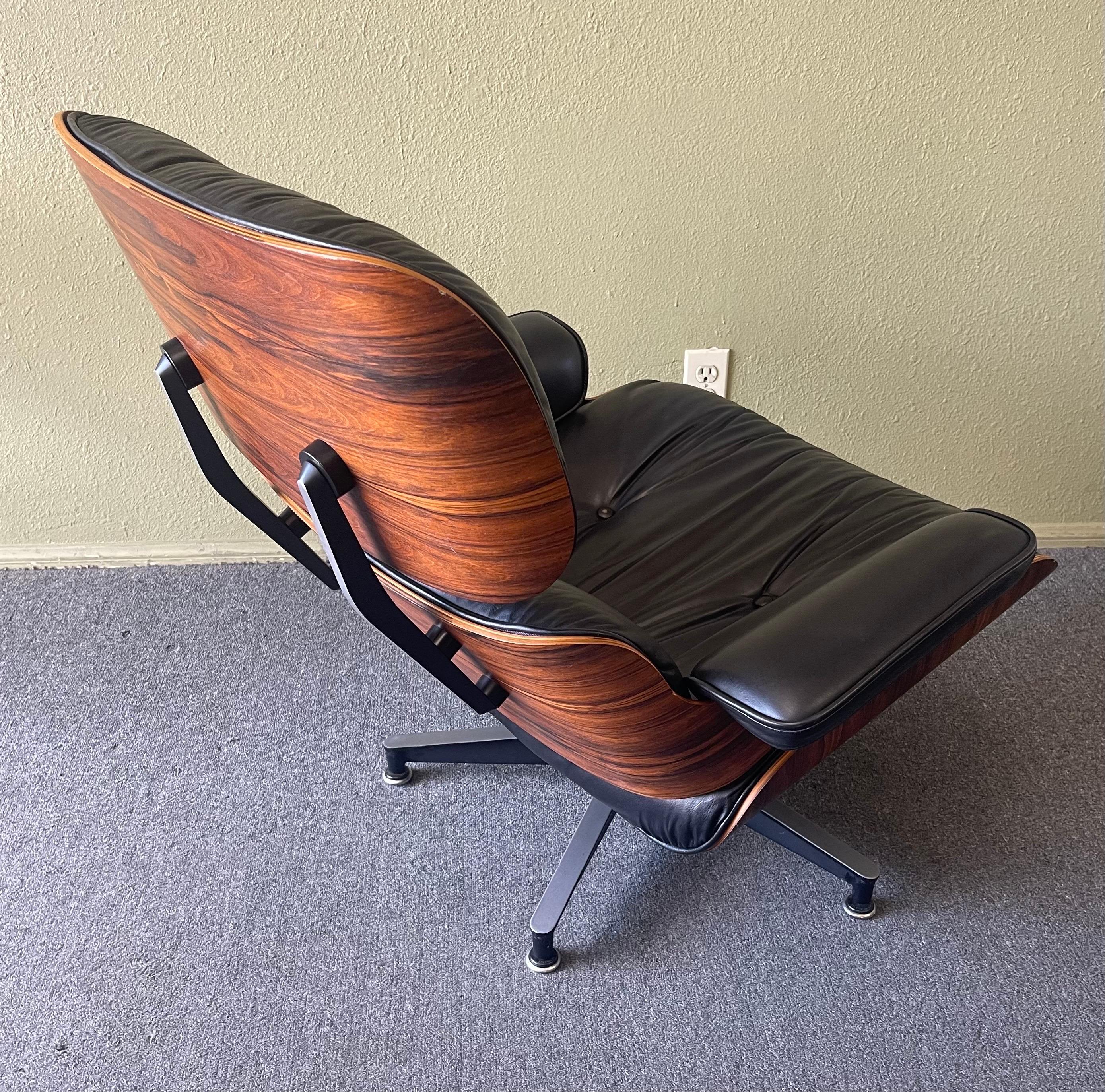 Iconic Herman Miller Eames Rosewood Lounge Chair and Ottoman, Model 670 & 671 3