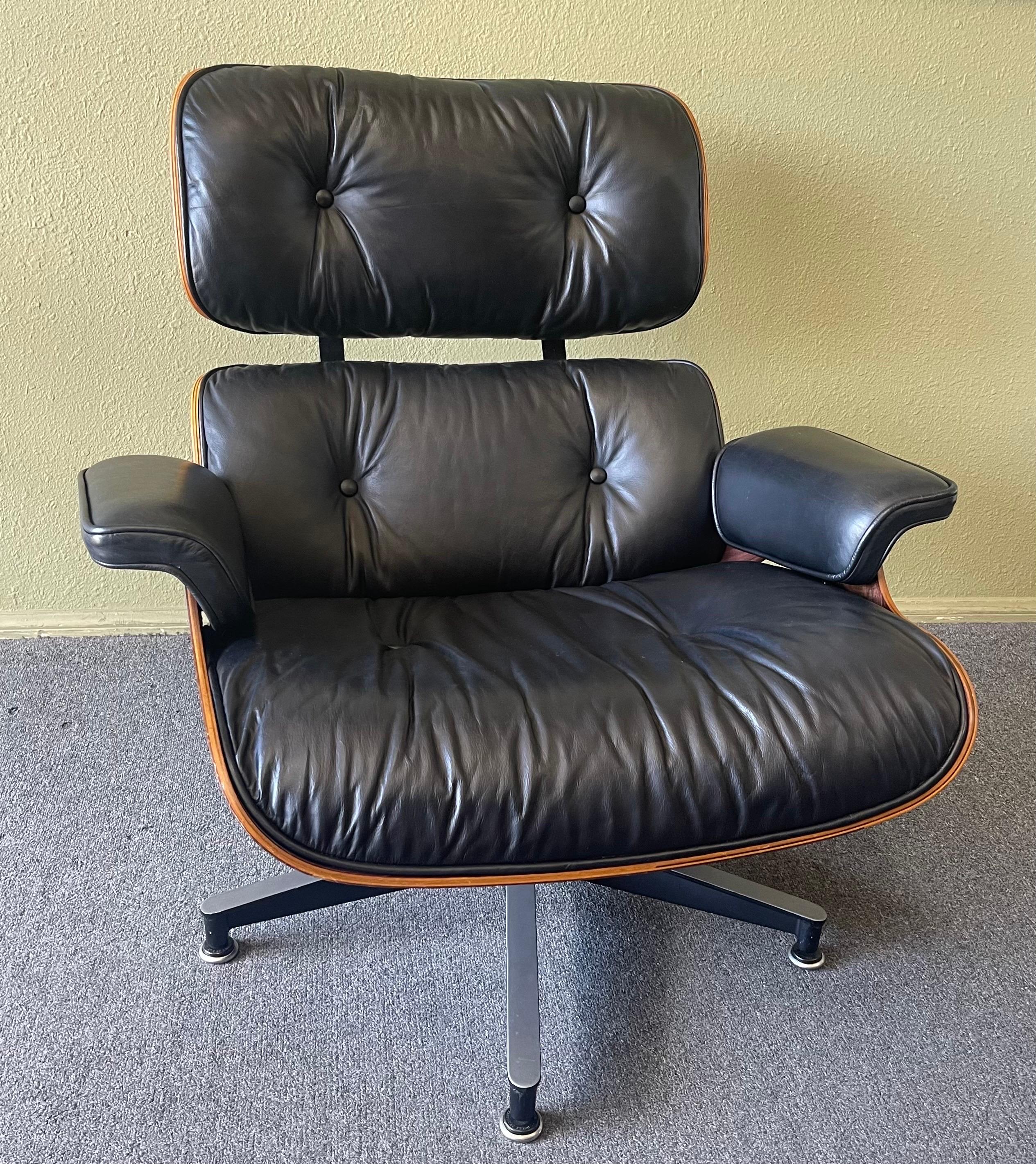 Iconic Herman Miller Eames Rosewood Lounge Chair and Ottoman, Model 670 & 671 11
