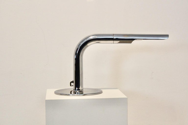 Iconic Ingo Maurer ‘Gulp’ Tube Table Lamp in Chromed Steel In Good Condition For Sale In Voorburg, NL