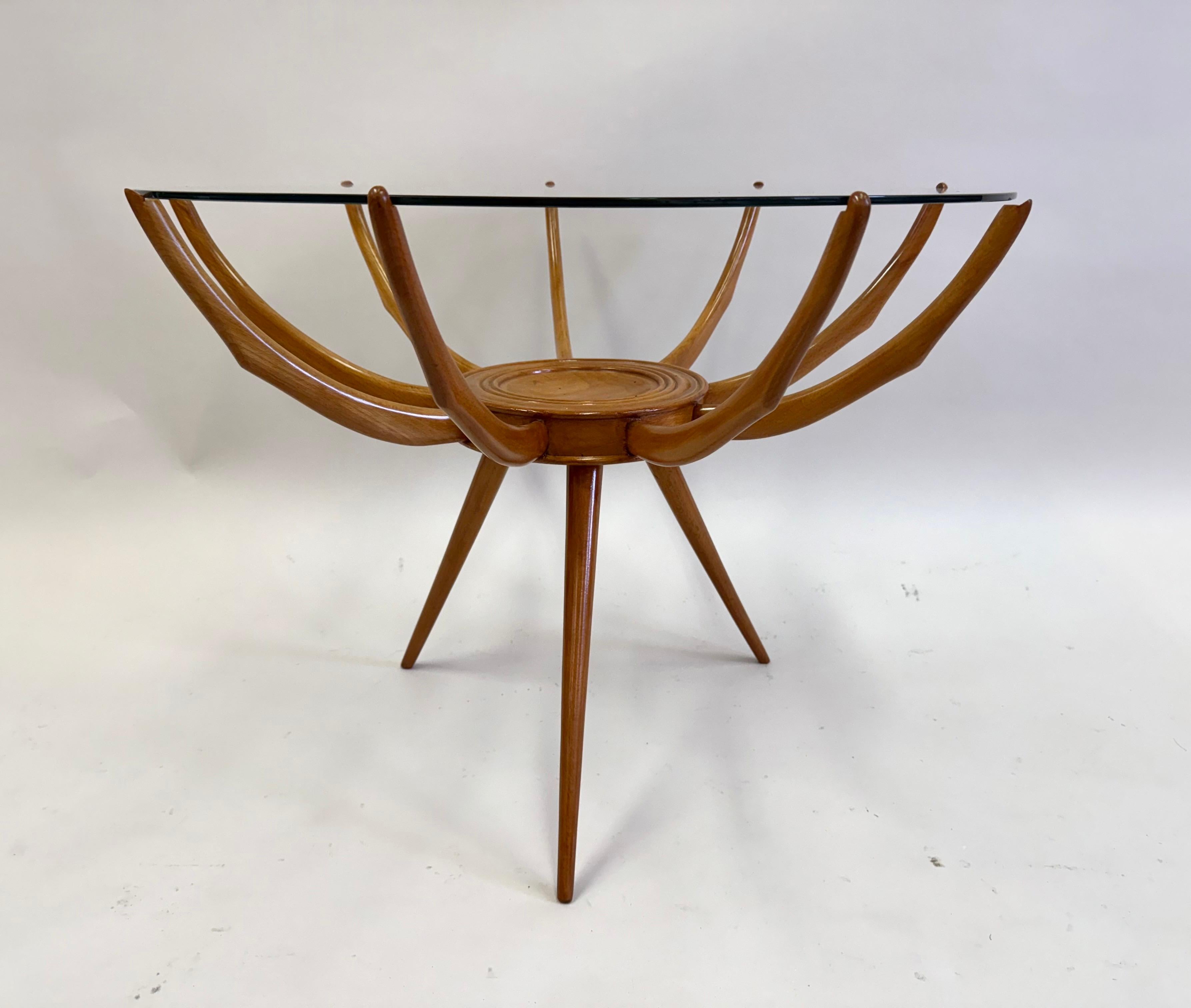 20ième siècle Tables d'appoint ou tables basses iconiques de Carlo di Carli, italiennes et modernes du milieu du siècle dernier. en vente