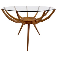 Tables d'appoint ou tables basses iconiques de Carlo di Carli, italiennes et modernes du milieu du siècle dernier.