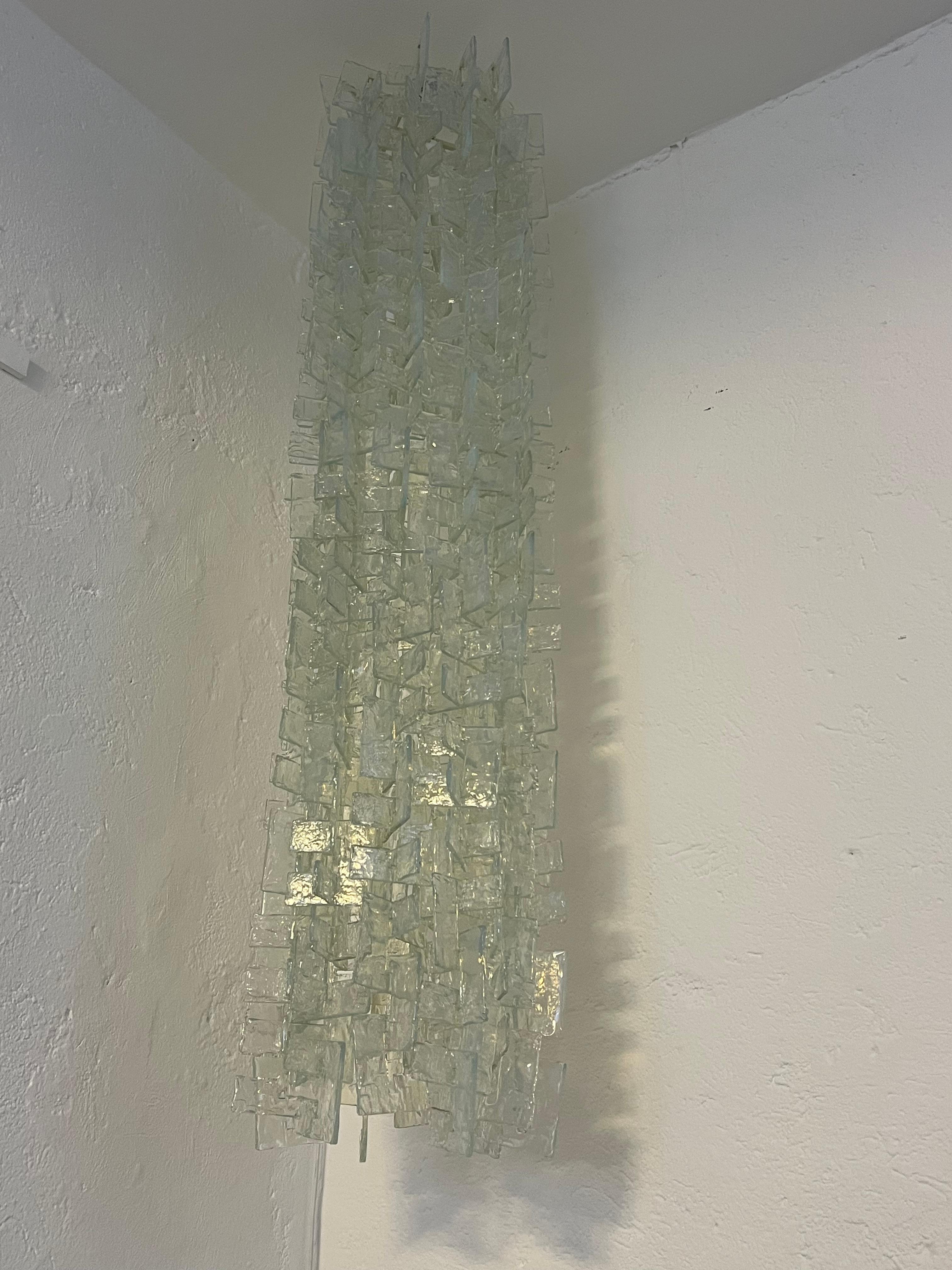 Iconic Italian Murano glass pendant chandelier, 1960's Carlo Nason for Mazzega In Good Condition For Sale In Milano, IT