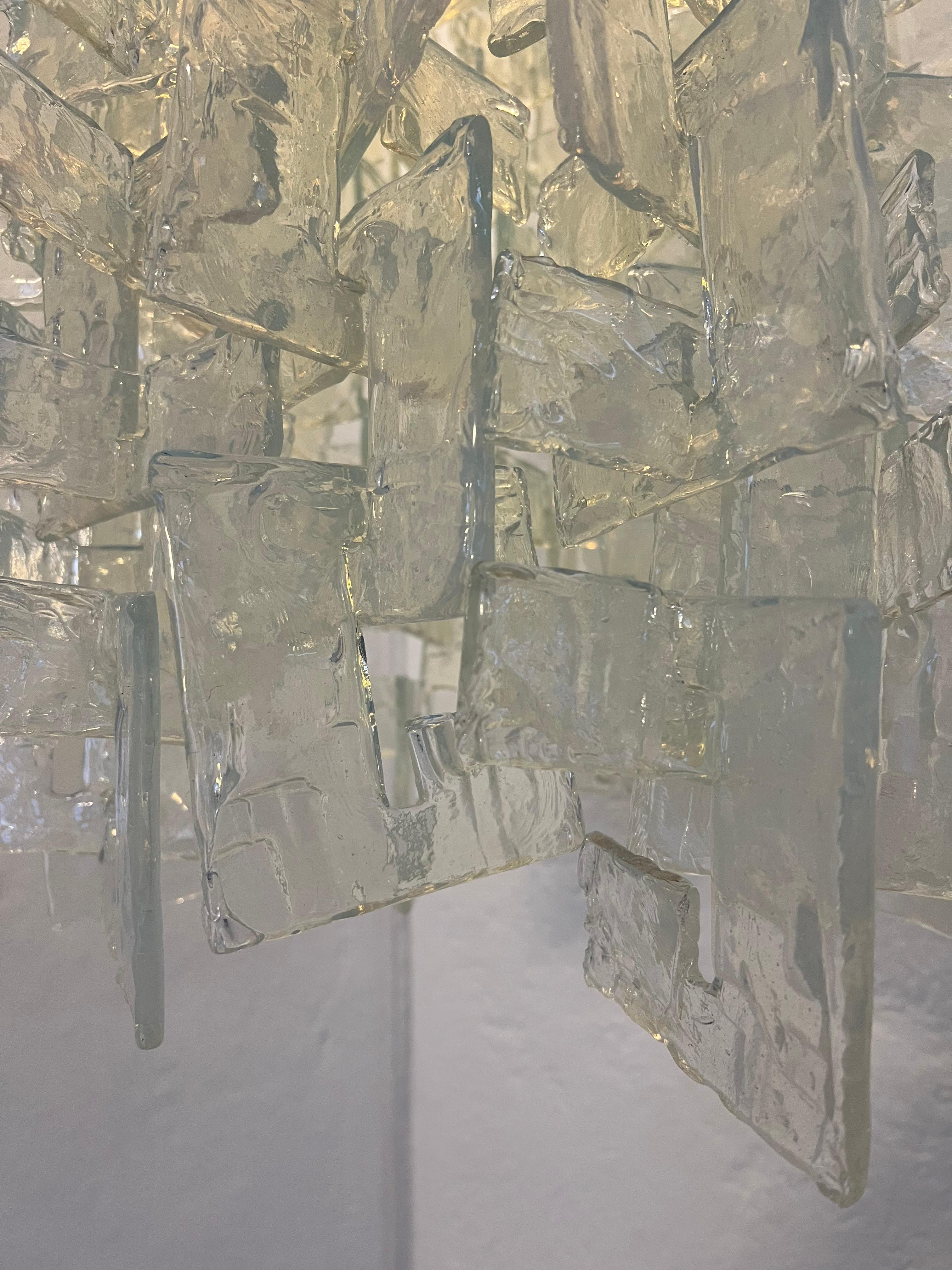 Iconic Italian Murano glass pendant chandelier, 1960's Carlo Nason for Mazzega For Sale 1