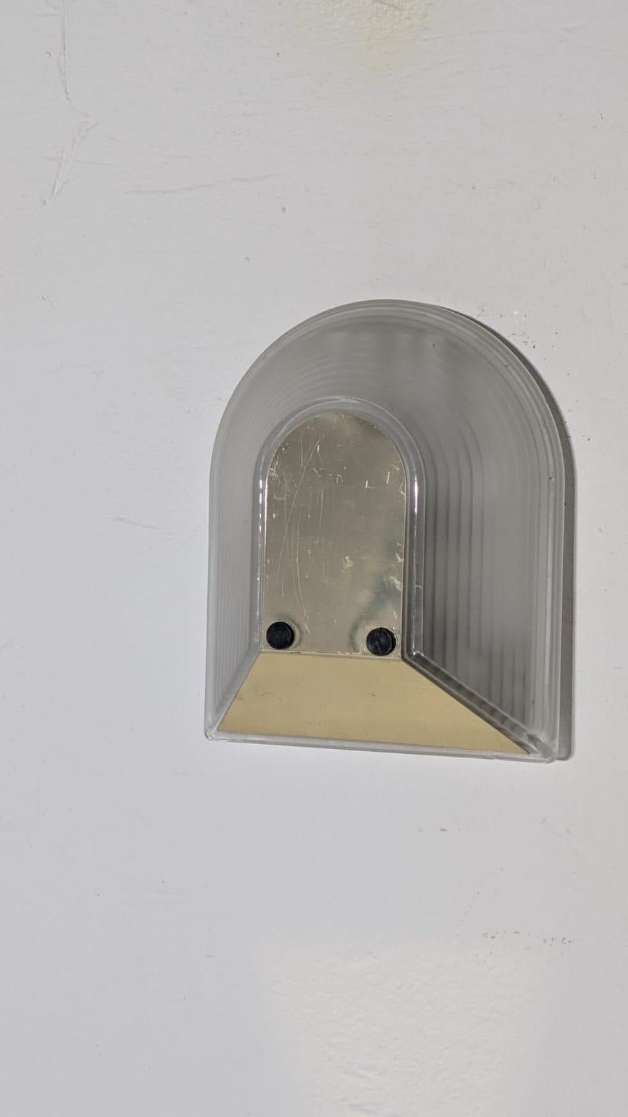 Iconic Italian Tesi Wall lamp by Roberto Fiorato for Prisma, 80s Moderno en venta