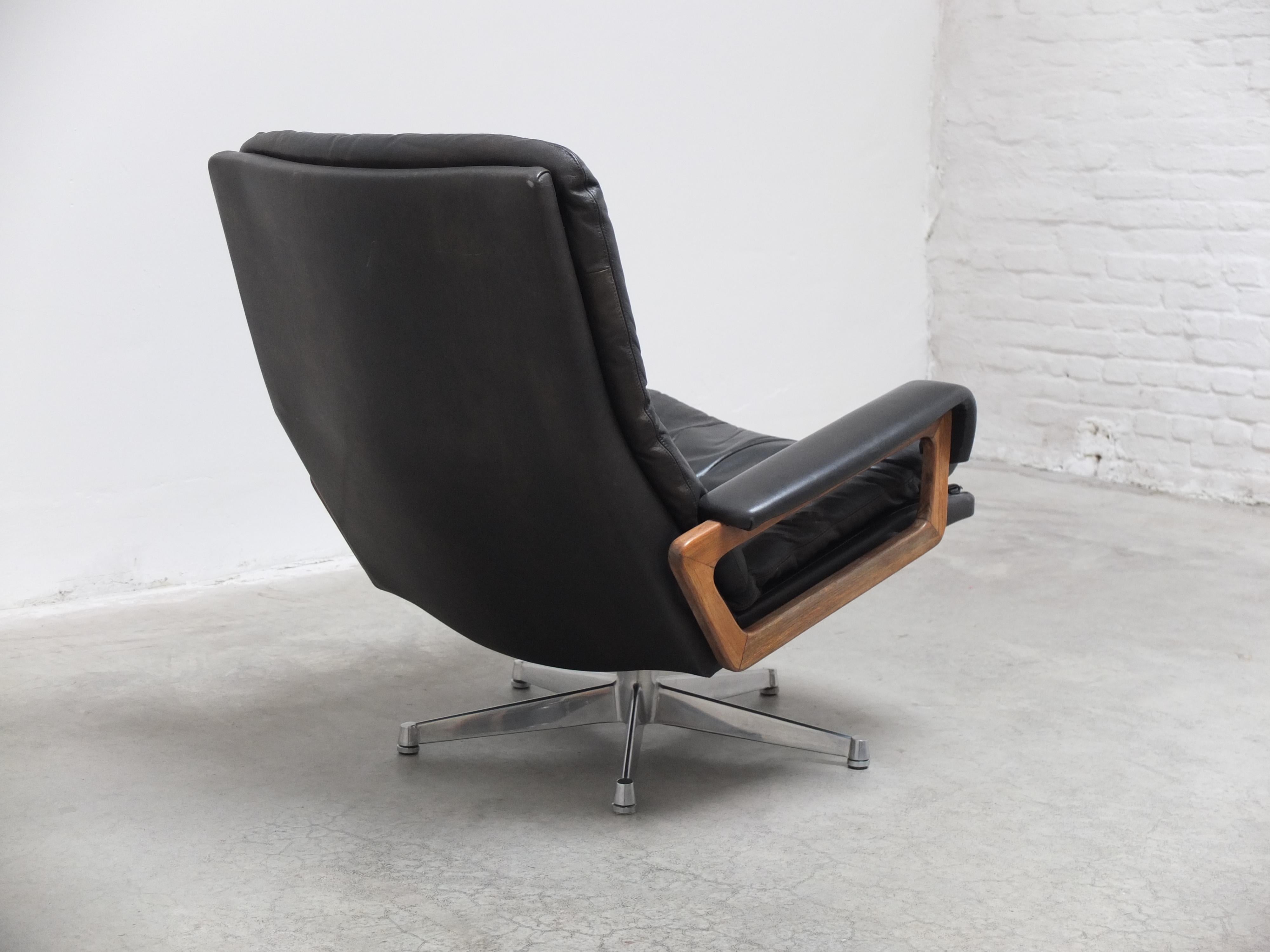 Iconic 'King' Lounge Chair by André Vandenbeuck for Strässle, 1960s For Sale 4