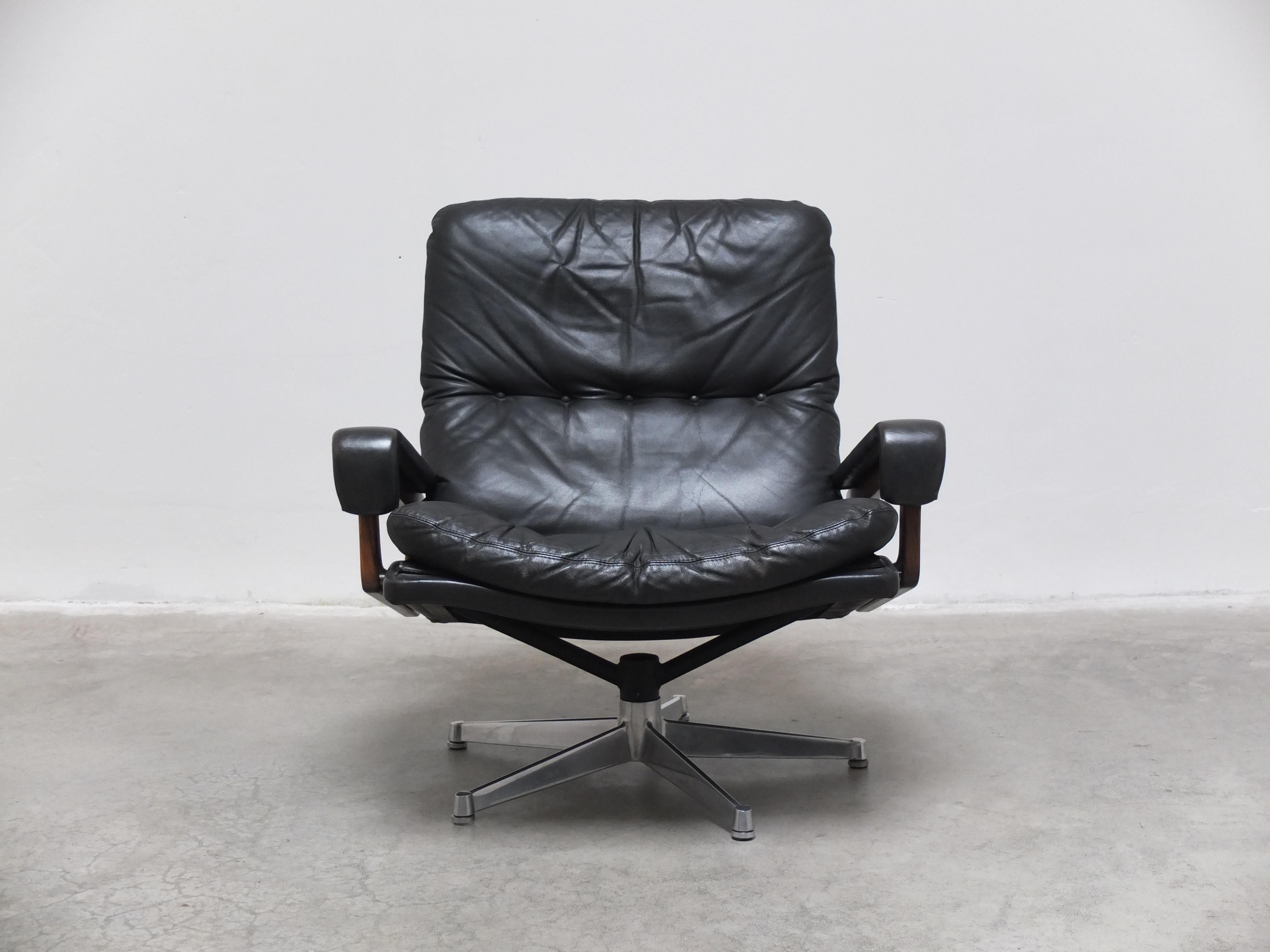 Iconic 'King' Lounge Chair by André Vandenbeuck for Strässle, 1960s For Sale 5